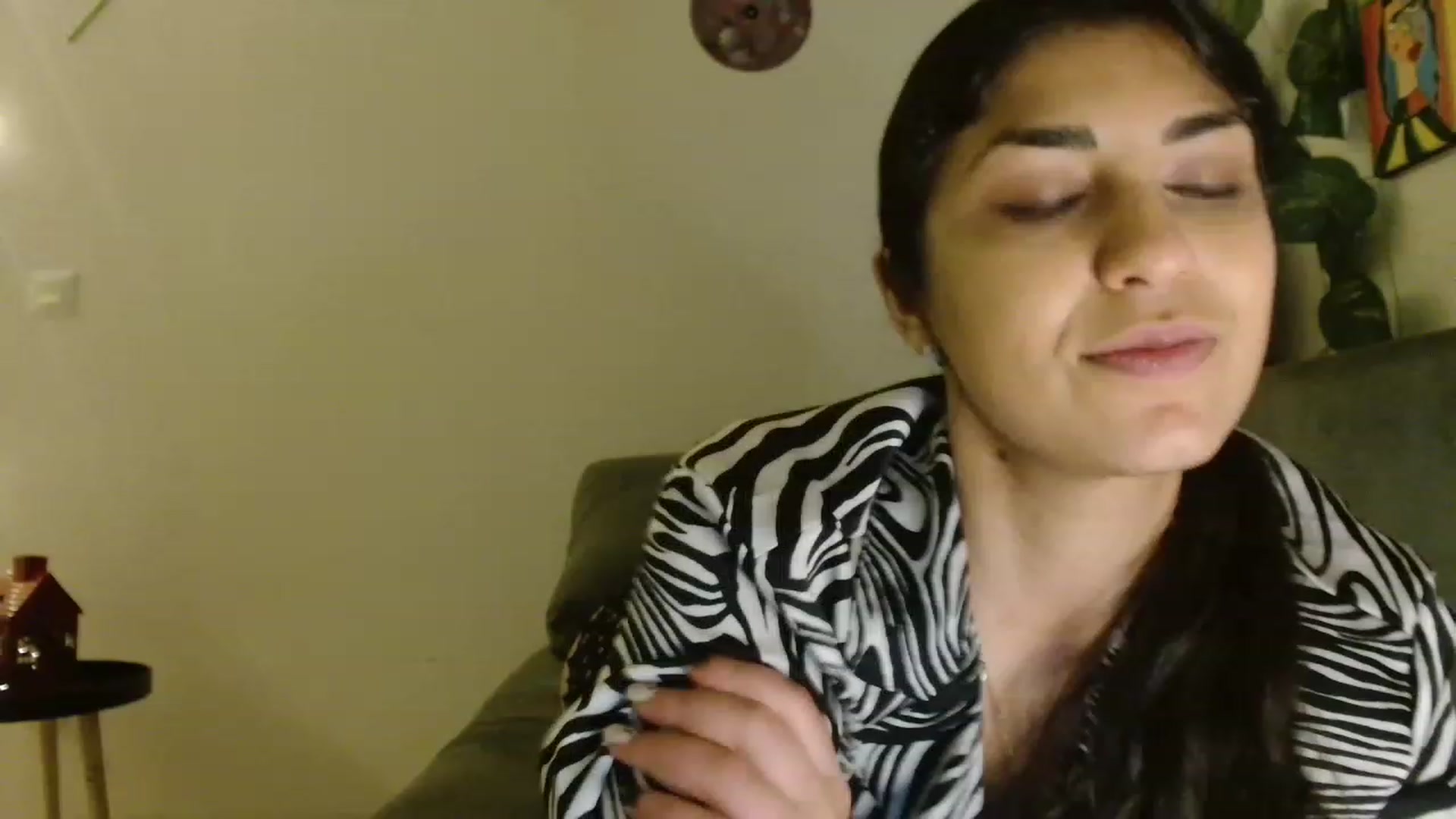 Gallery image thumbnail from GiselleH's myfreecams stream on, 02/13/2023, 02:47 image 13 of 20