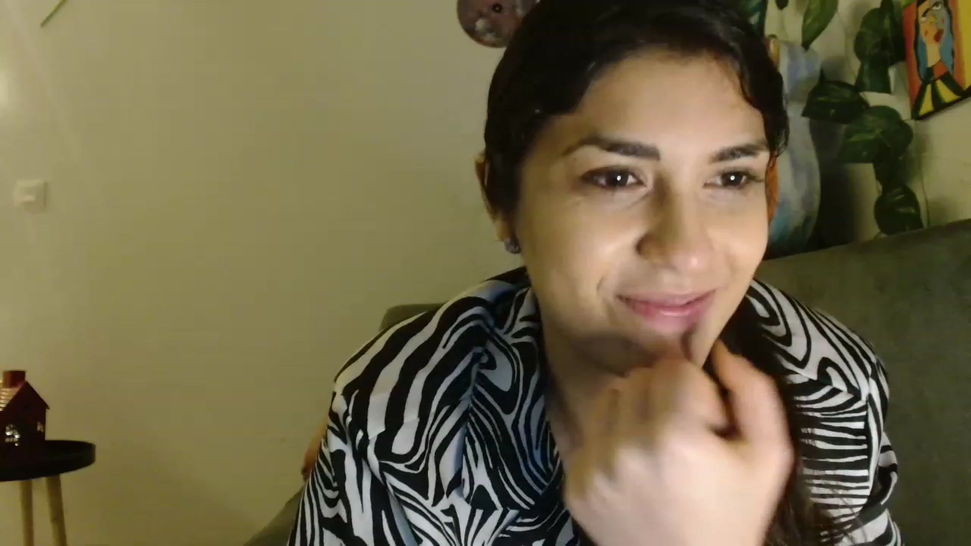 Gallery image thumbnail from GiselleH's myfreecams stream on, 02/13/2023, 02:47 image 10 of 20