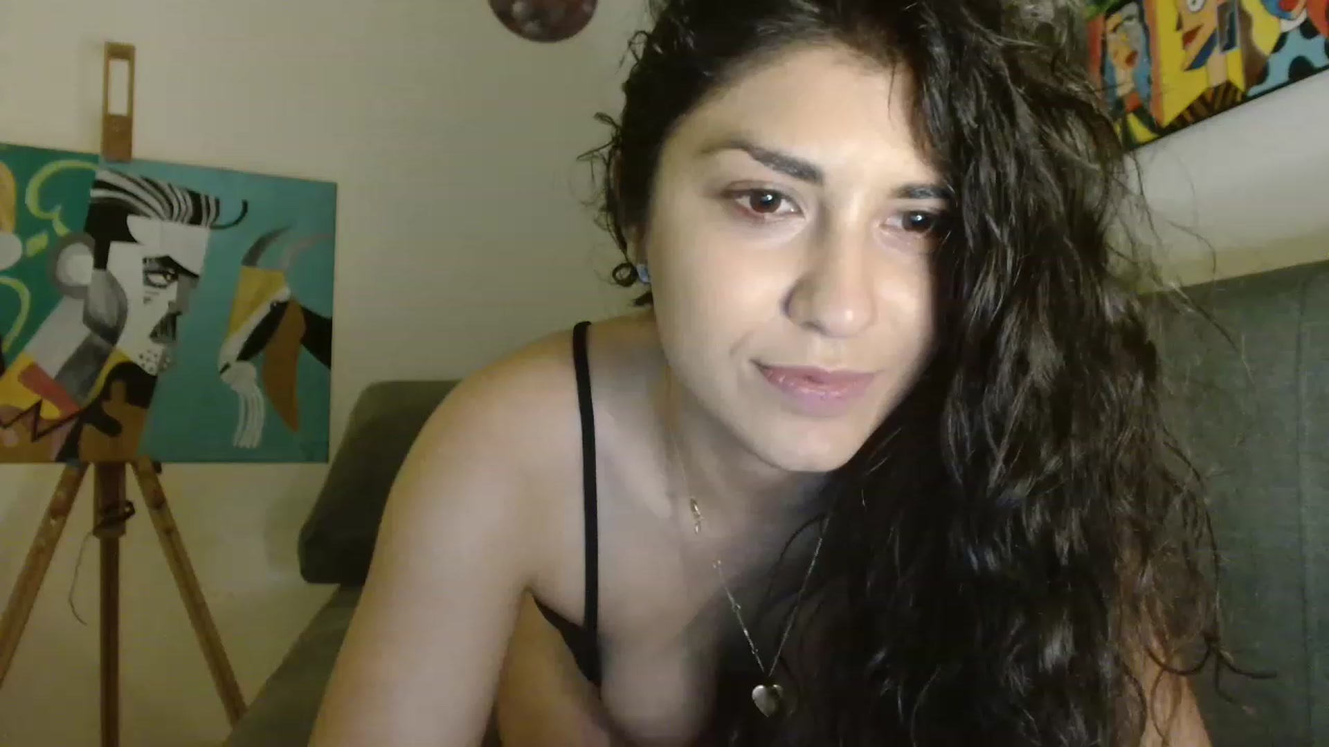 Gallery image thumbnail from GiselleH's myfreecams stream on, 02/15/2023, 20:47 image 10 of 20