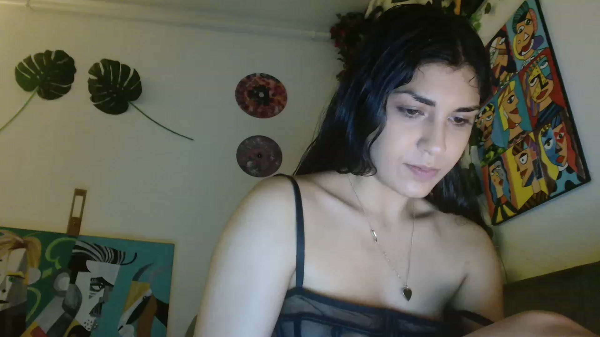 Gallery image thumbnail from GiselleH's myfreecams stream on, 02/18/2023, 17:31 image 10 of 20