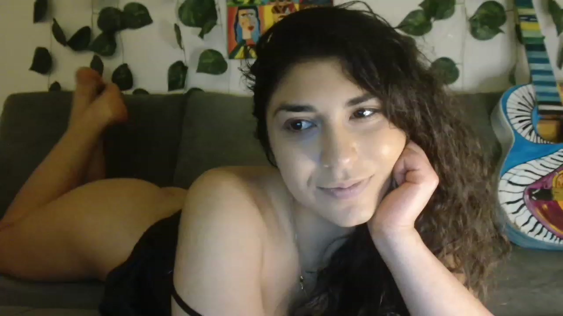 Gallery image thumbnail from GiselleH's myfreecams stream on, 02/20/2023, 20:23 image 12 of 20
