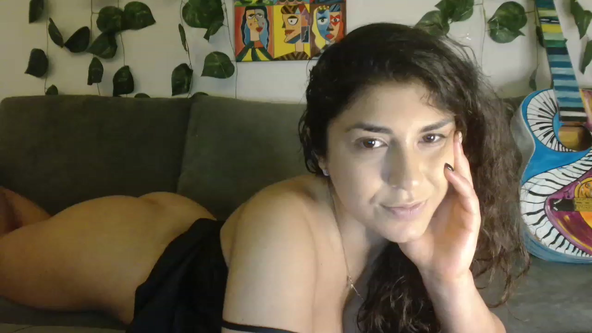 Gallery image thumbnail from GiselleH's myfreecams stream on, 02/20/2023, 20:23 image 2 of 20