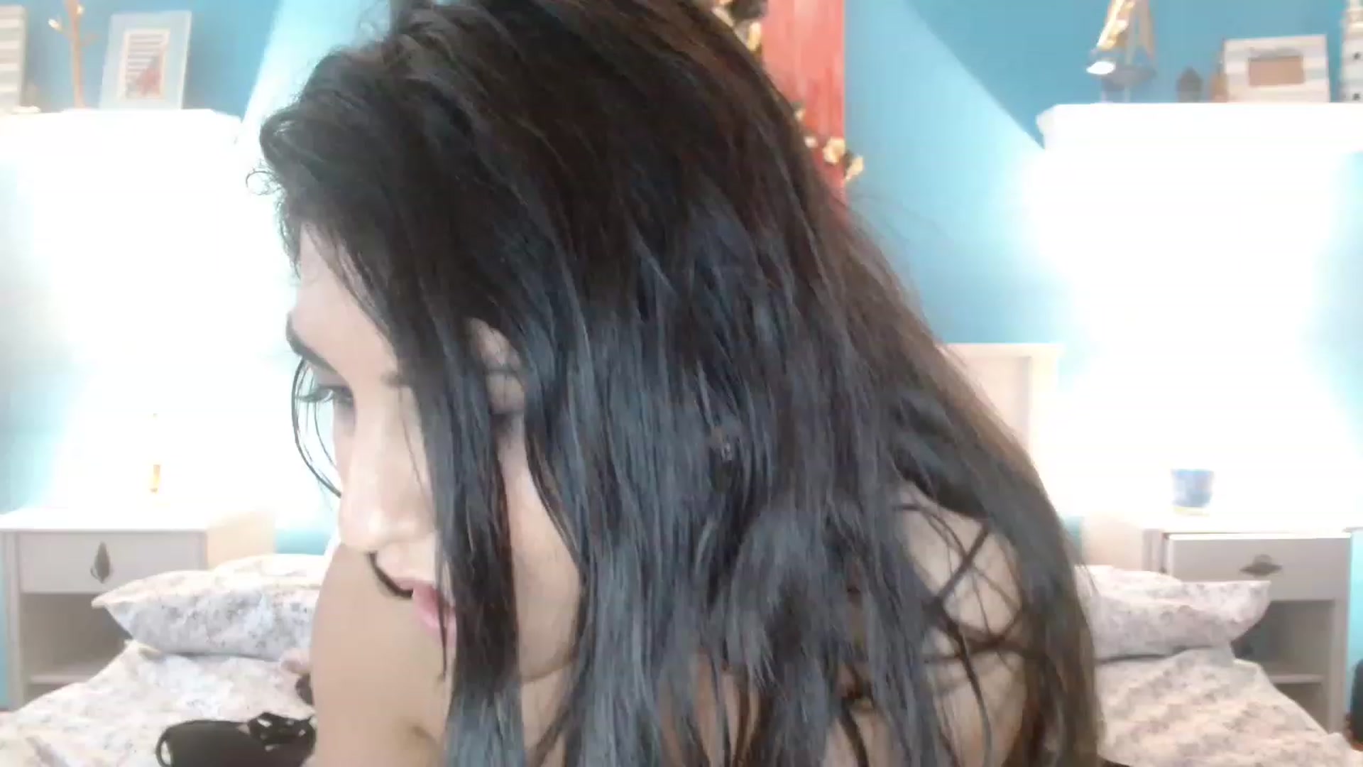 Gallery image thumbnail from GiselleH's myfreecams stream on, 02/26/2023, 15:10 image 17 of 20