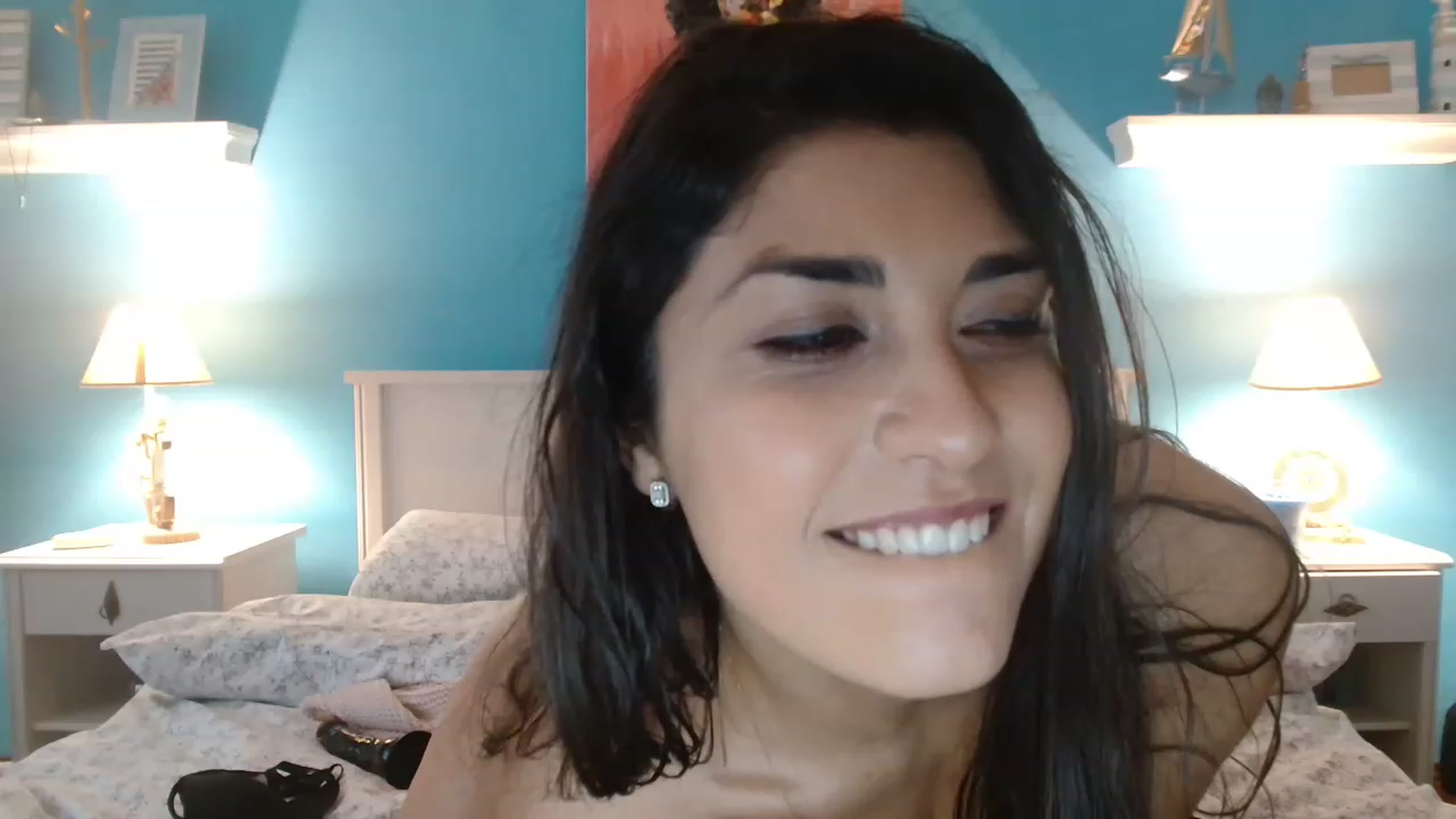 Gallery image thumbnail from GiselleH's myfreecams stream on, 02/26/2023, 15:10 image 19 of 20