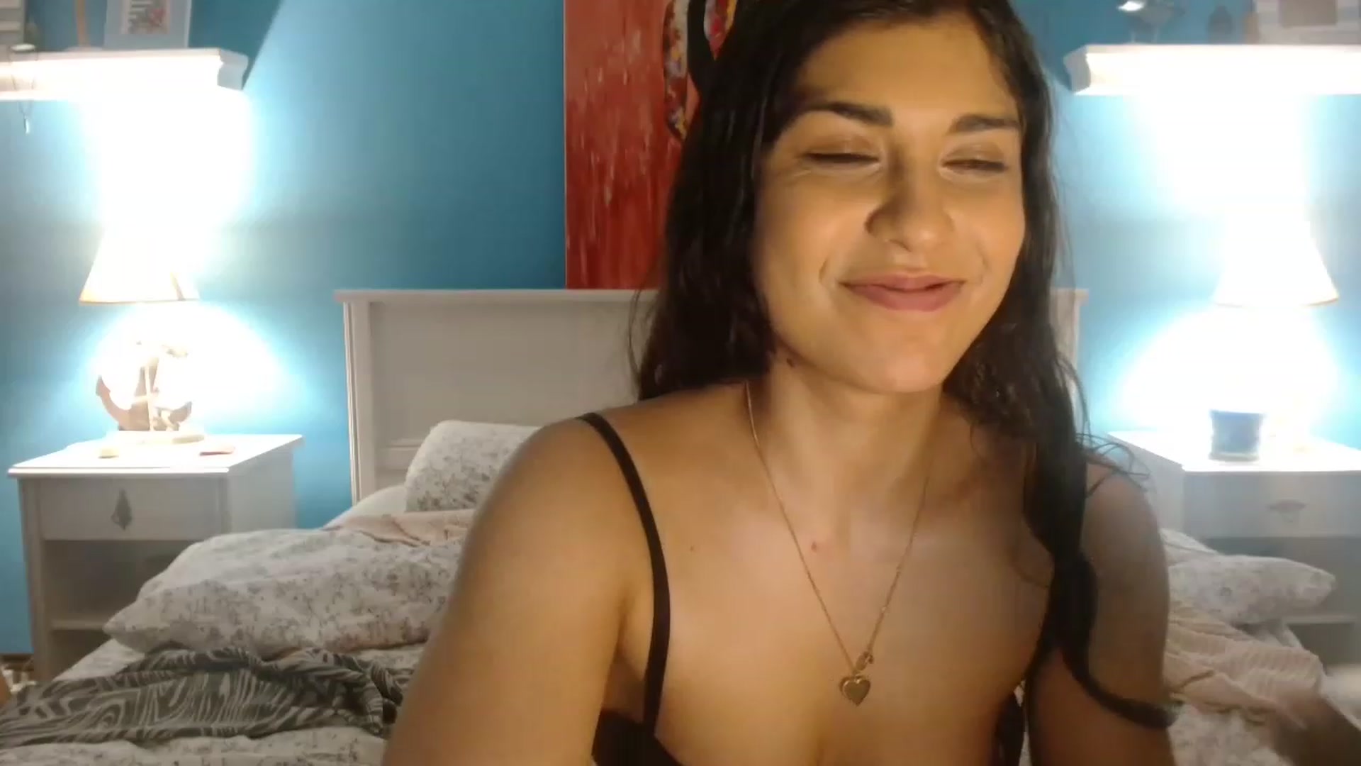 Gallery image thumbnail from GiselleH's myfreecams stream on, 02/28/2023, 21:17 image 9 of 20