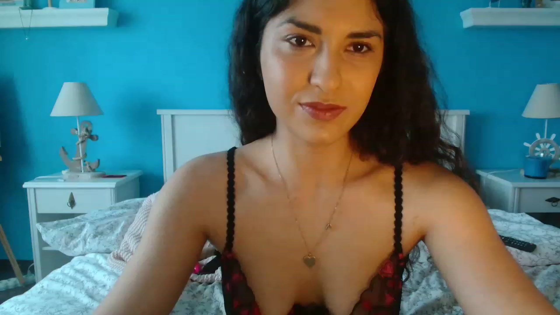Gallery image thumbnail from GiselleH's myfreecams stream on, 03/02/2023, 12:34 image 9 of 20
