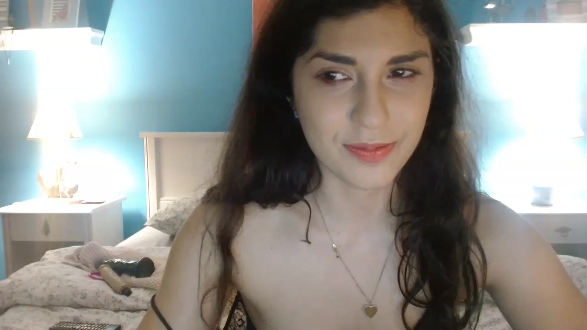 Gallery image thumbnail from GiselleH's myfreecams stream on, 03/05/2023, 19:25 image 7 of 20