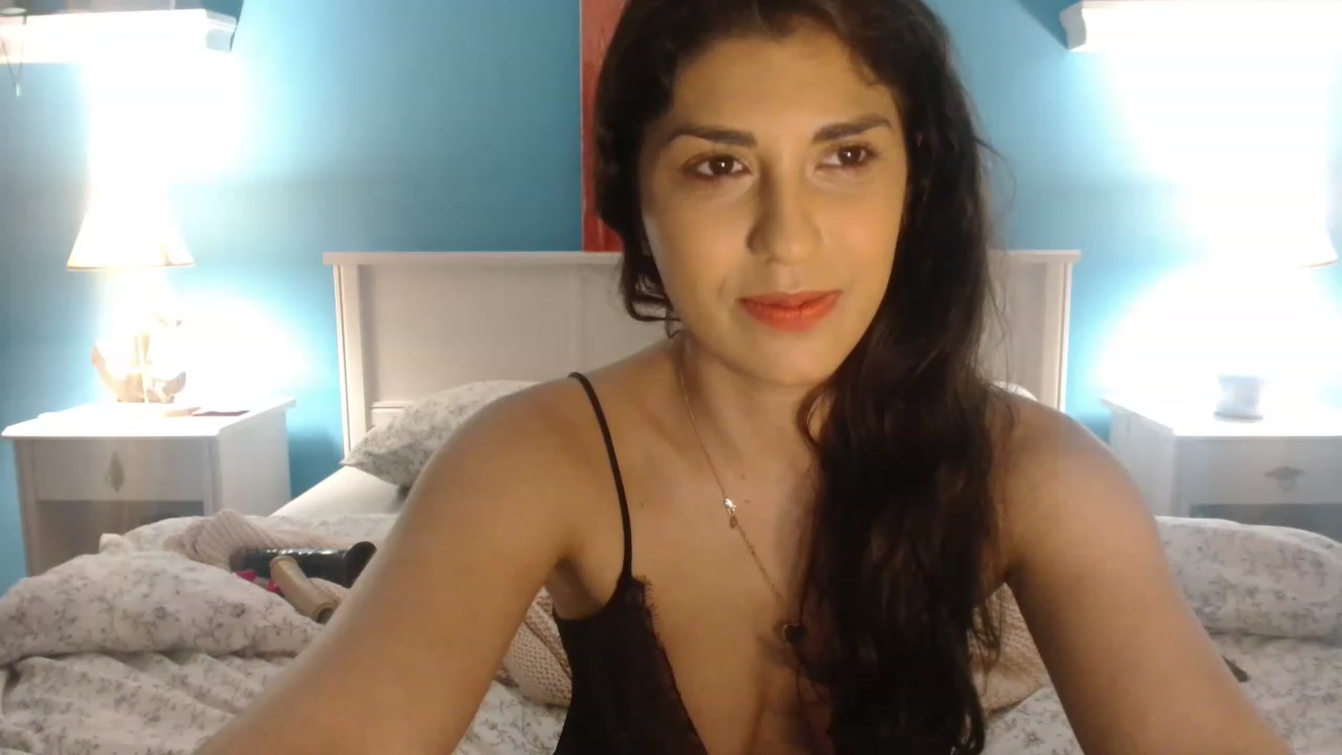 Gallery image thumbnail from GiselleH's myfreecams stream on, 03/05/2023, 21:50 image 2 of 20