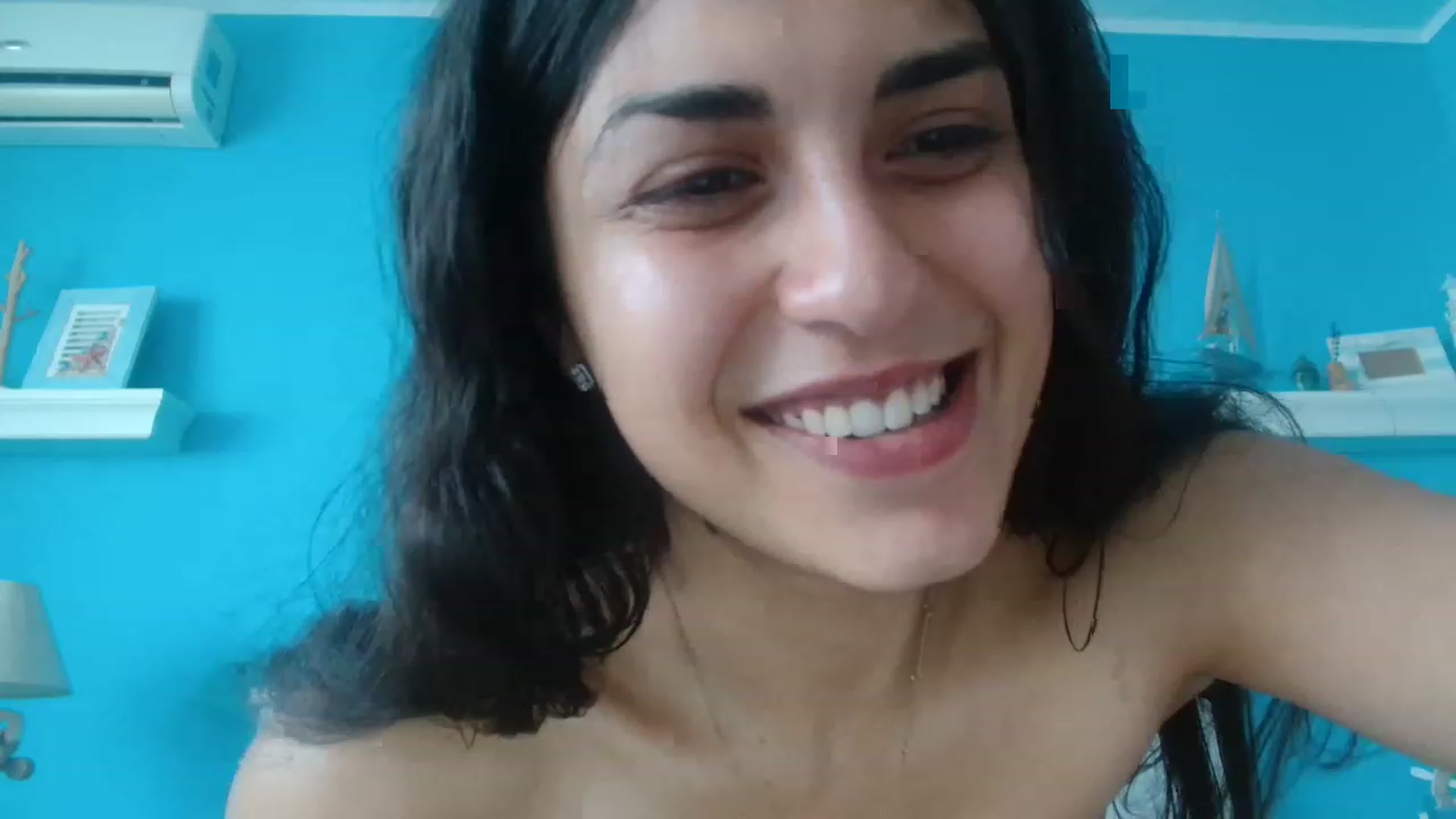 Gallery image thumbnail from GiselleH's myfreecams stream on, 03/06/2023, 06:56 image 9 of 20