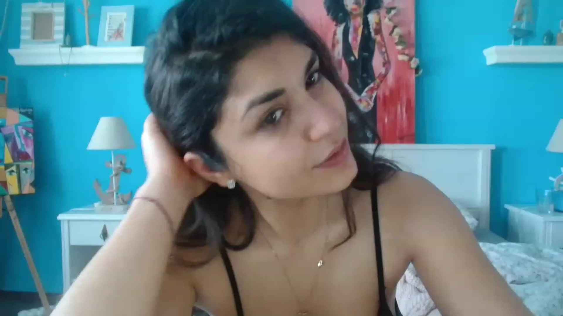 Gallery image thumbnail from GiselleH's myfreecams stream on, 03/08/2023, 07:46 image 12 of 20