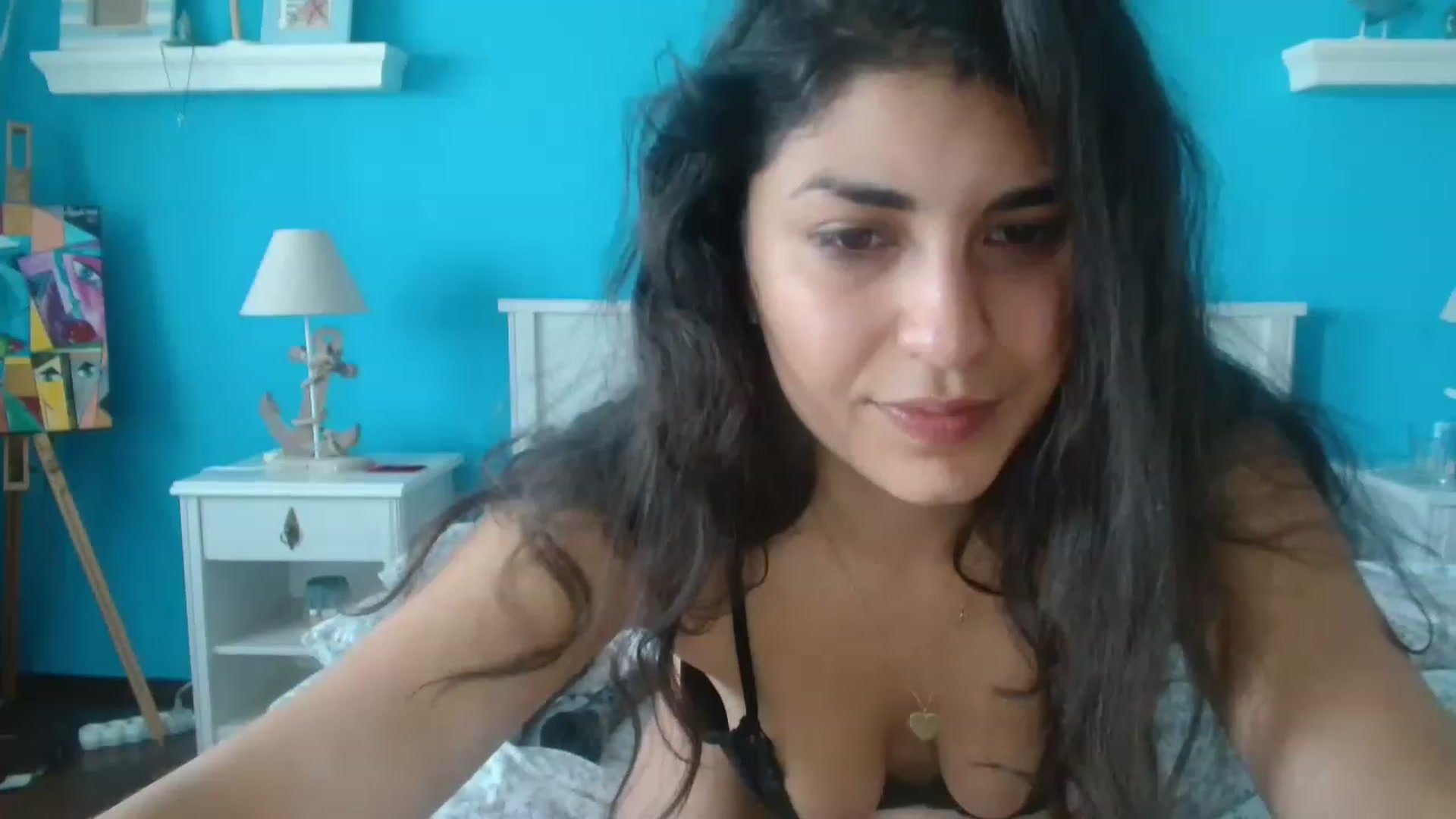 Gallery image thumbnail from GiselleH's myfreecams stream on, 03/08/2023, 07:46 image 4 of 20