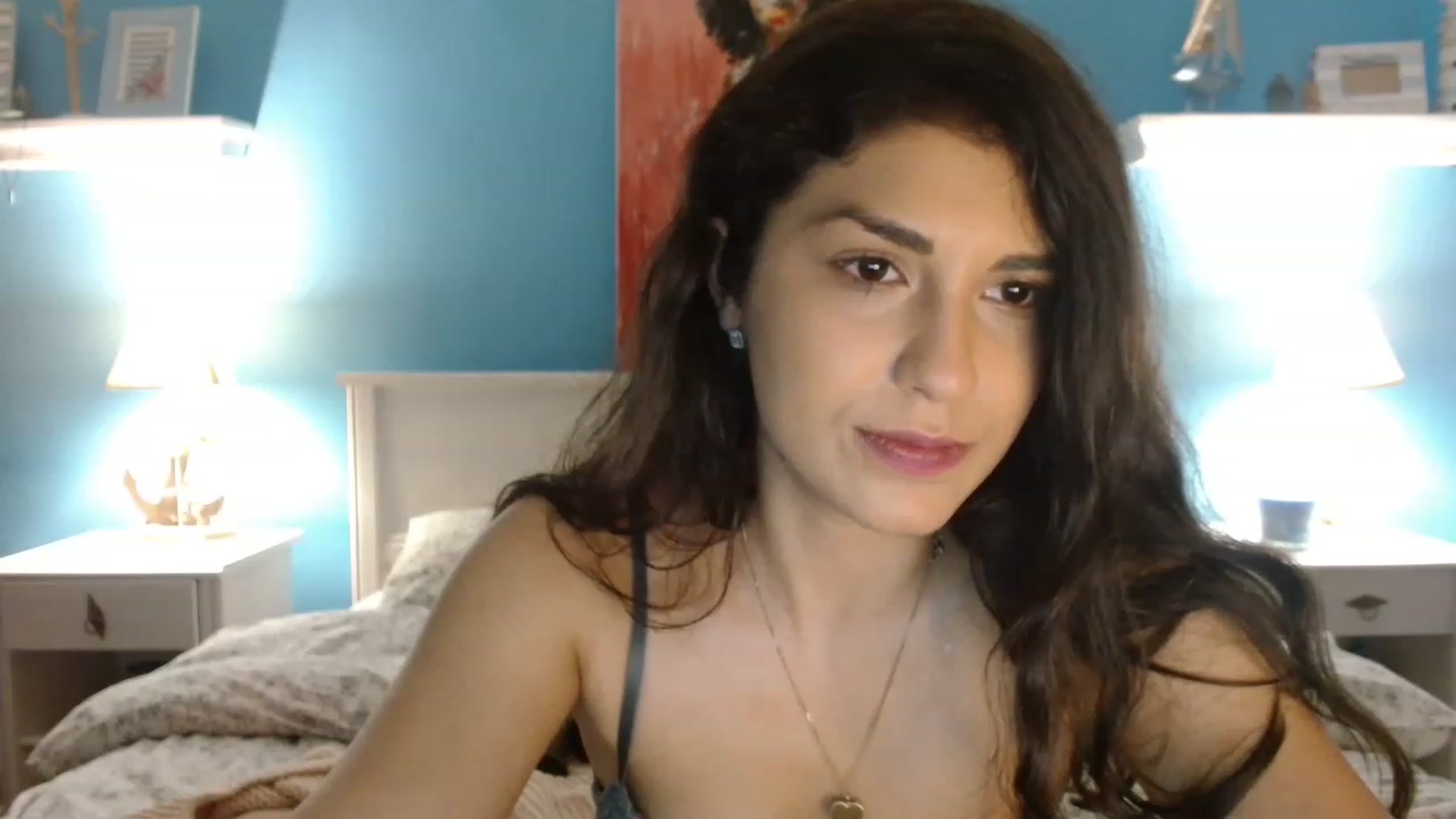 Gallery image thumbnail from GiselleH's myfreecams stream on, 03/08/2023, 18:08 image 2 of 20