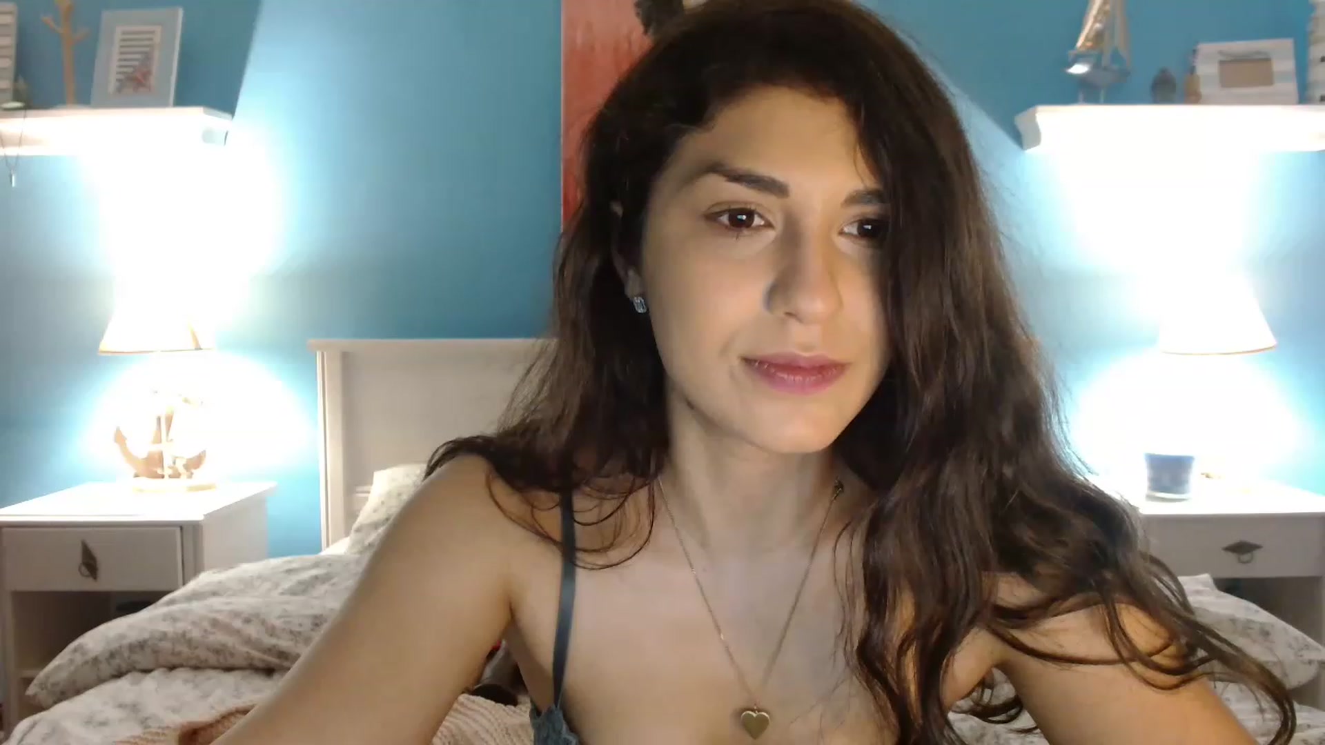 Gallery image thumbnail from GiselleH's myfreecams stream on, 03/08/2023, 18:08 image 3 of 20