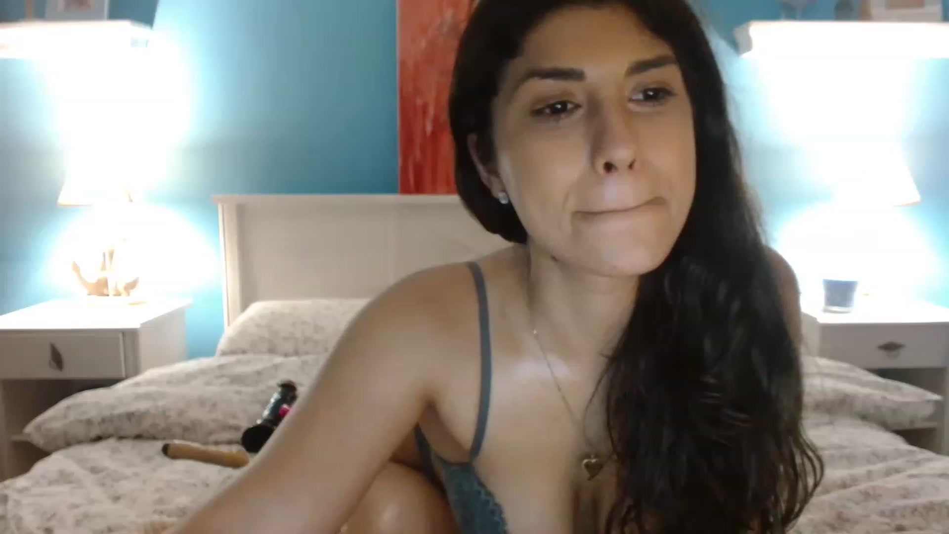 Gallery image thumbnail from GiselleH's myfreecams stream on, 03/08/2023, 20:15 image 16 of 20