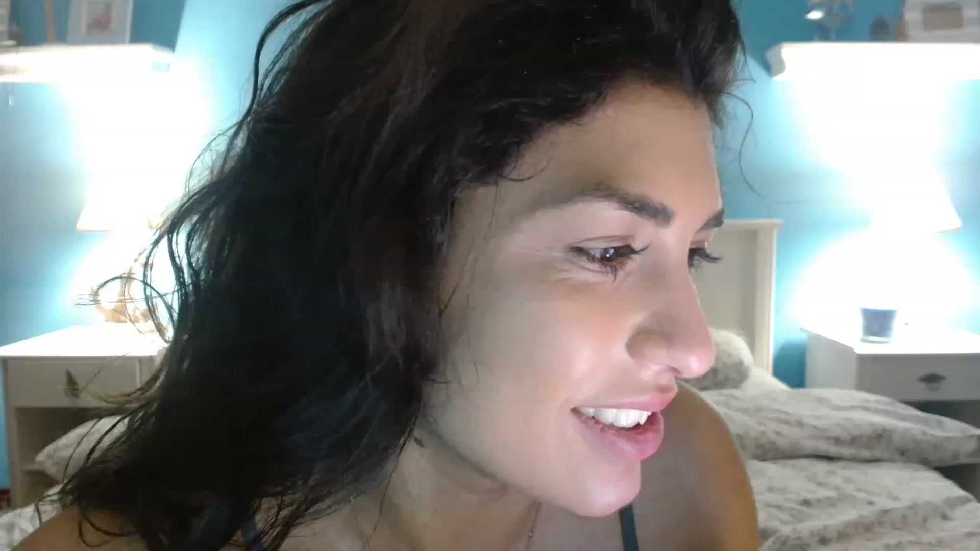 Gallery image thumbnail from GiselleH's myfreecams stream on, 03/08/2023, 21:02 image 20 of 20