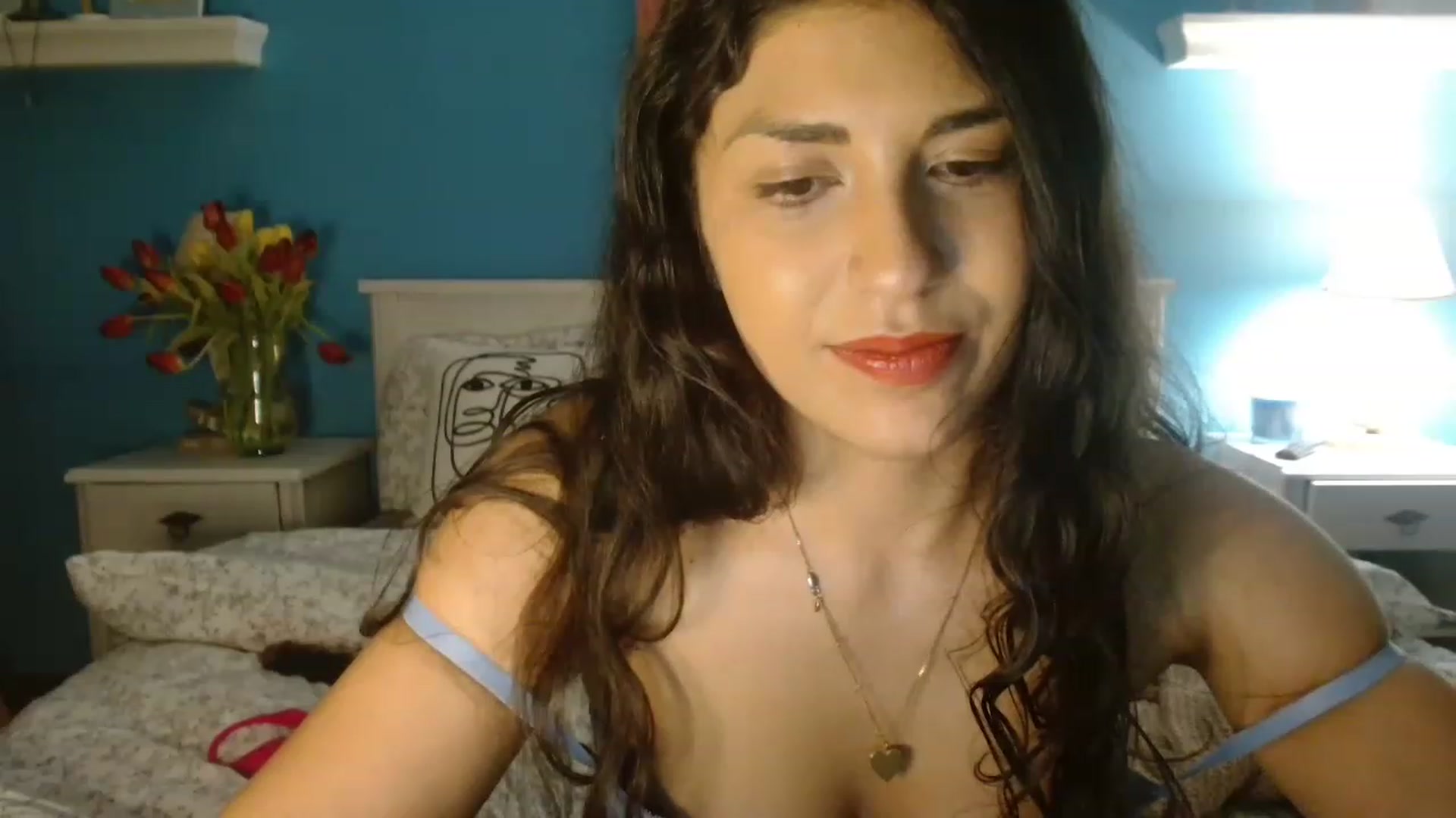 Gallery image thumbnail from GiselleH's myfreecams stream on, 03/11/2023, 18:17 image 16 of 20
