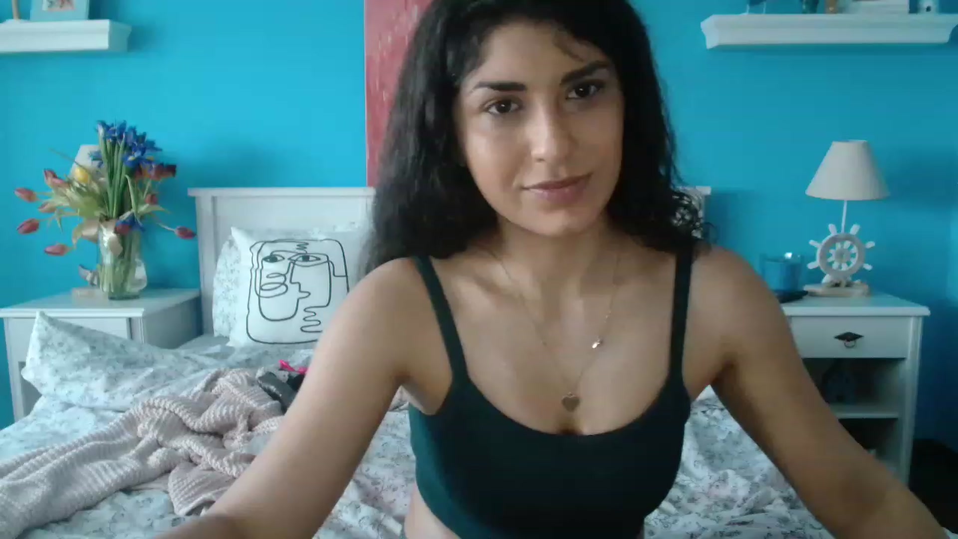 Gallery image thumbnail from GiselleH's myfreecams stream on, 03/12/2023, 15:27 image 7 of 20