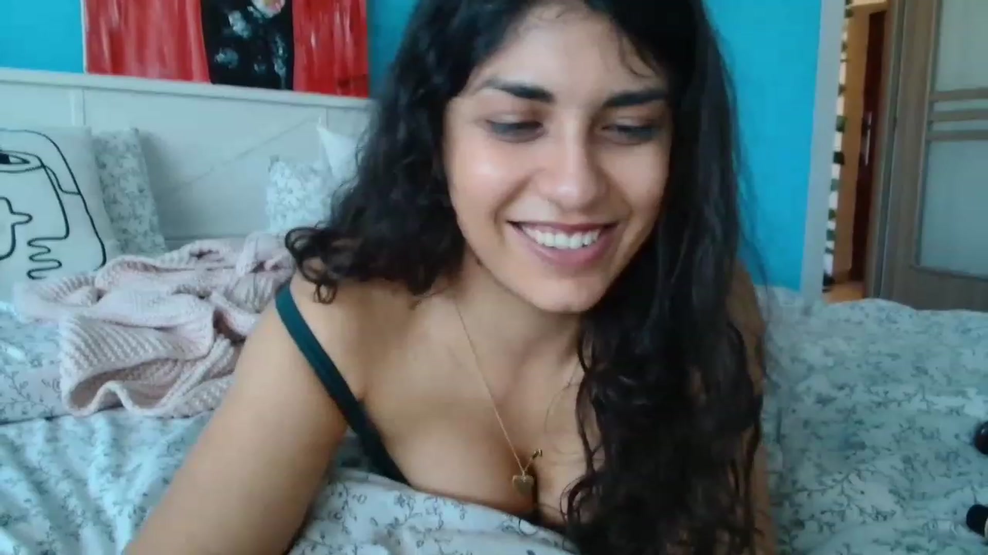 Gallery image thumbnail from GiselleH's myfreecams stream on, 03/13/2023, 08:10 image 12 of 20