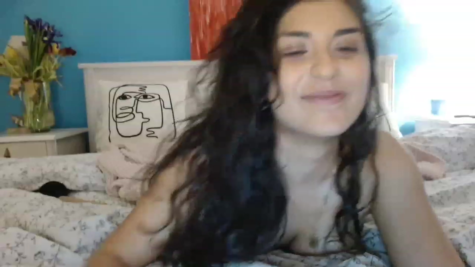 Gallery image thumbnail from GiselleH's myfreecams stream on, 03/13/2023, 20:18 image 6 of 20