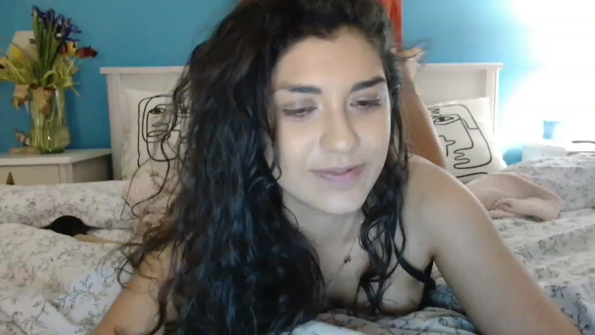 Gallery image thumbnail from GiselleH's myfreecams stream on, 03/13/2023, 20:18 image 5 of 20