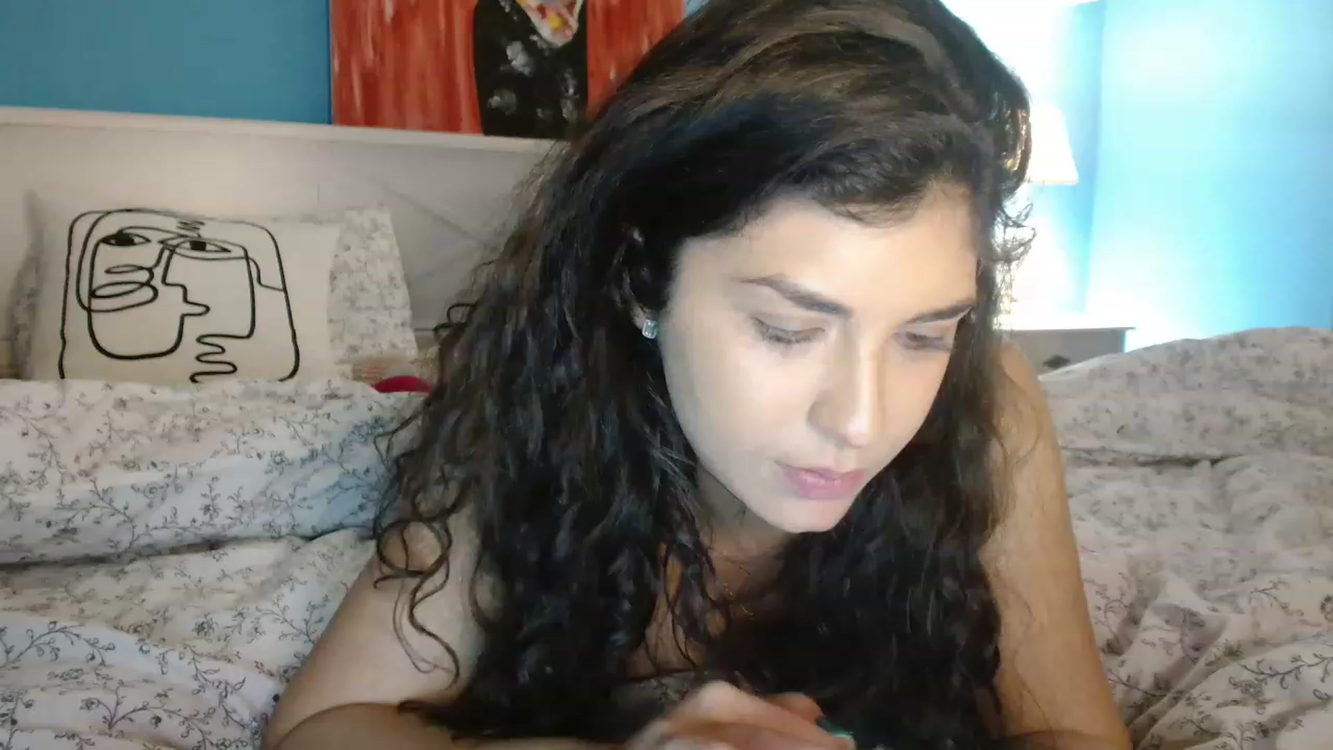 Gallery image thumbnail from GiselleH's myfreecams stream on, 03/16/2023, 18:20 image 13 of 20