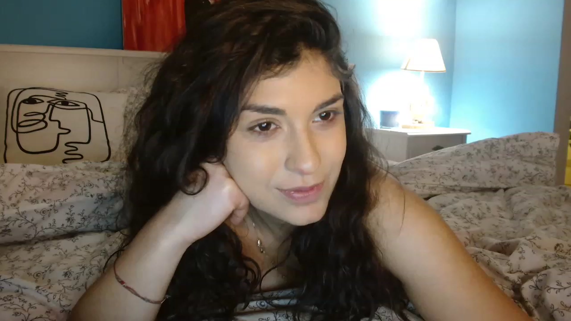 Gallery image thumbnail from GiselleH's myfreecams stream on, 03/16/2023, 18:20 image 4 of 20