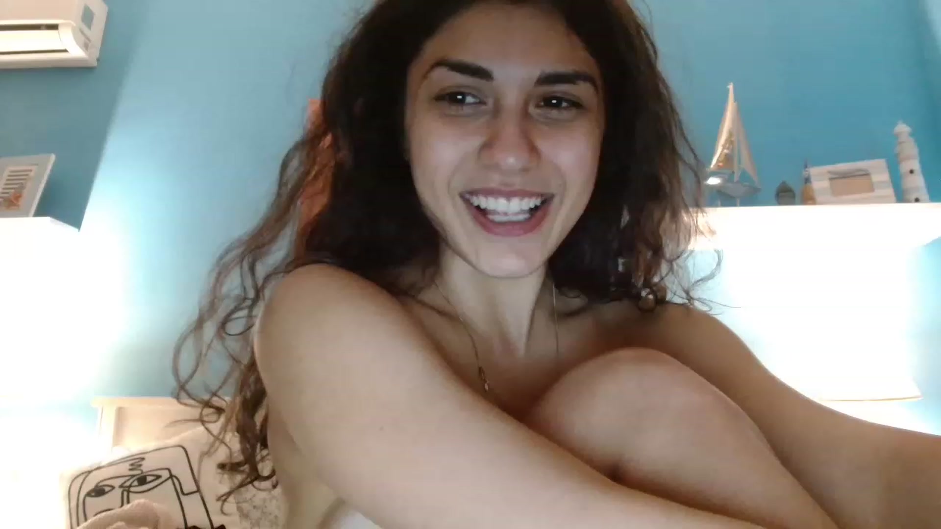 Gallery image thumbnail from GiselleH's myfreecams stream on, 03/19/2023, 23:43 image 1 of 20