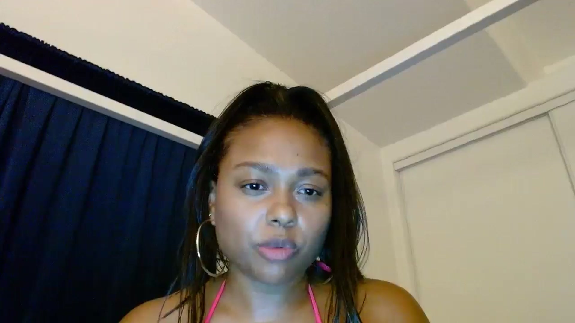 Gallery image thumbnail from Gisellevvi's myfreecams stream on, 08/21/2024, 08:37 image 3 of 20