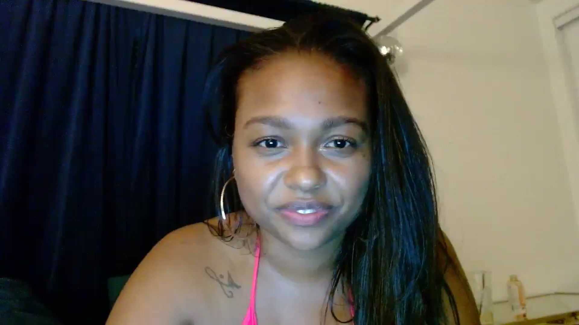 Gallery image thumbnail from Gisellevvi's myfreecams stream on, 08/21/2024, 09:19 image 17 of 20