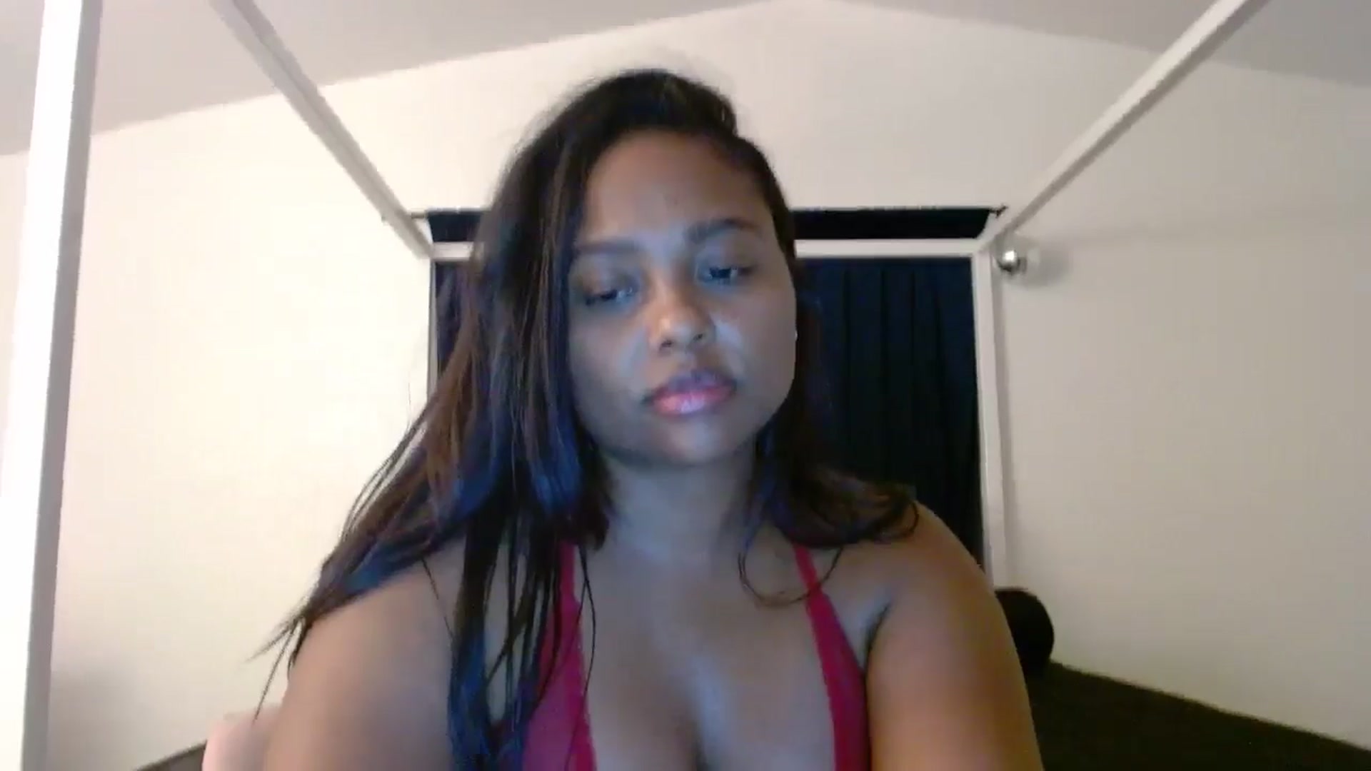 Gallery image thumbnail from Gisellevvi's myfreecams stream on, 08/23/2024, 08:19 image 16 of 20