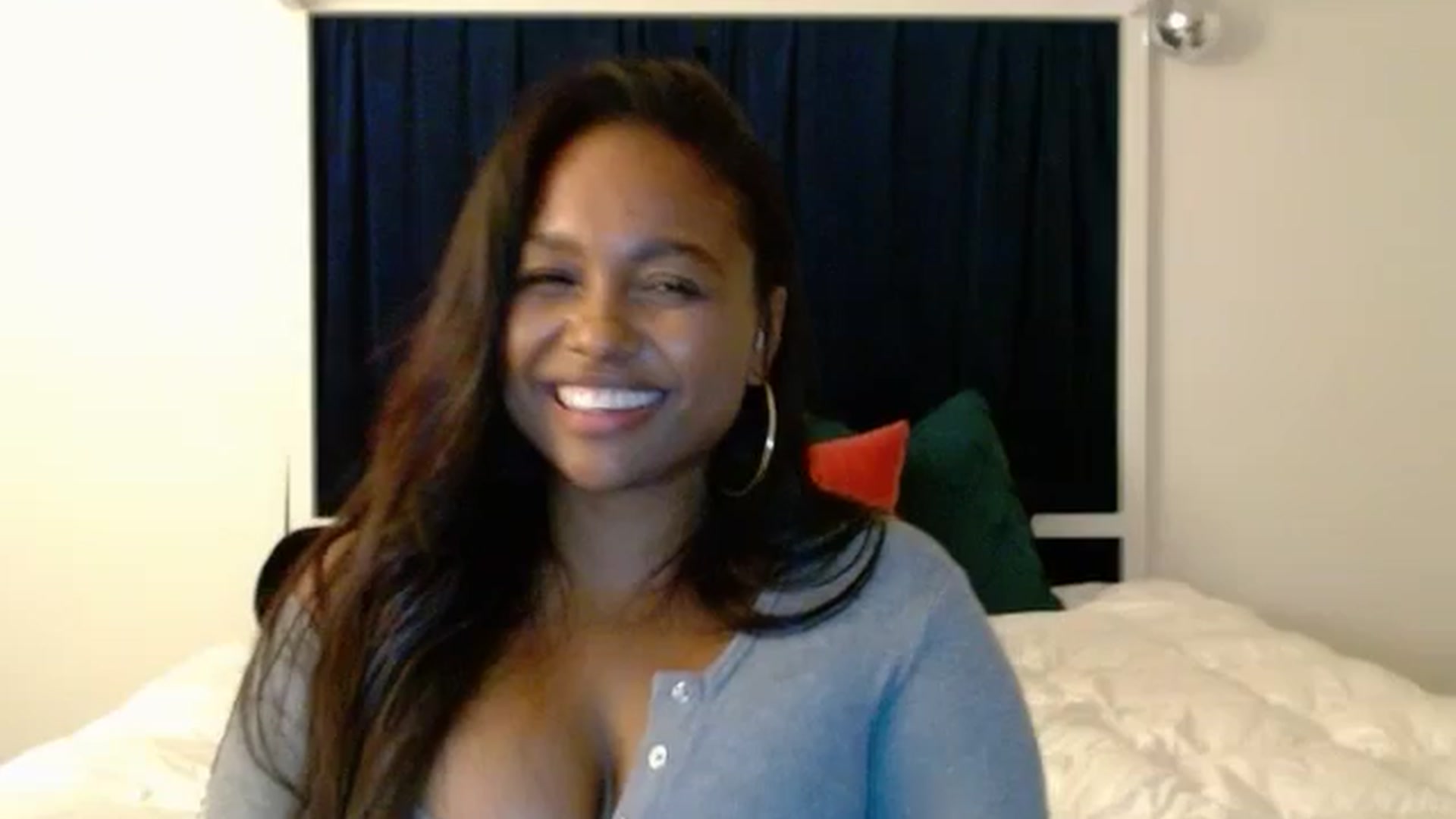 Gallery image thumbnail from Gisellevvi's myfreecams stream on, 08/29/2024, 08:57 image 6 of 20