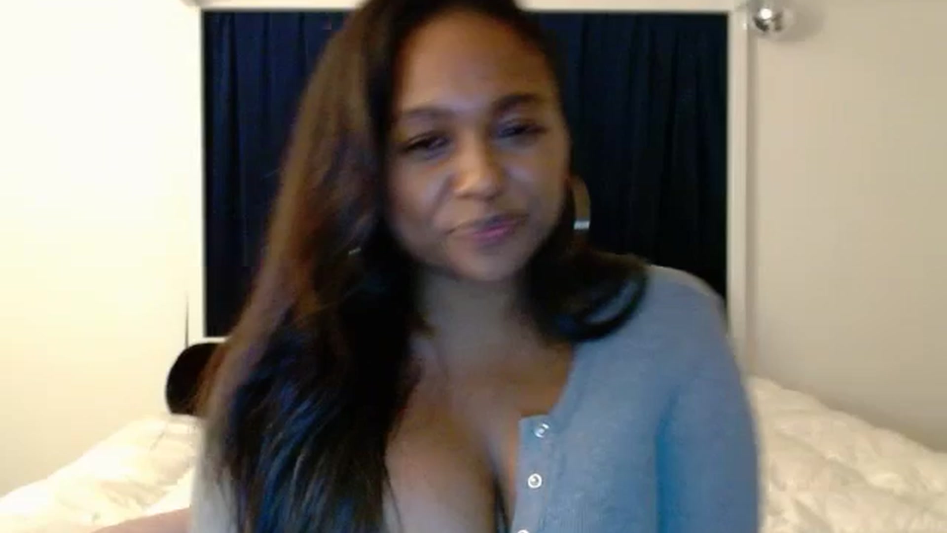 Gallery image thumbnail from Gisellevvi's myfreecams stream on, 08/29/2024, 08:57 image 3 of 20