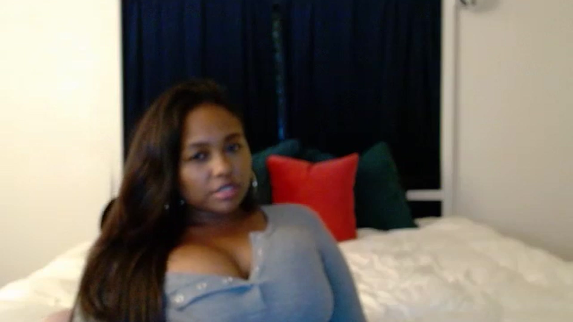 Gallery image thumbnail from Gisellevvi's myfreecams stream on, 08/29/2024, 08:57 image 18 of 20