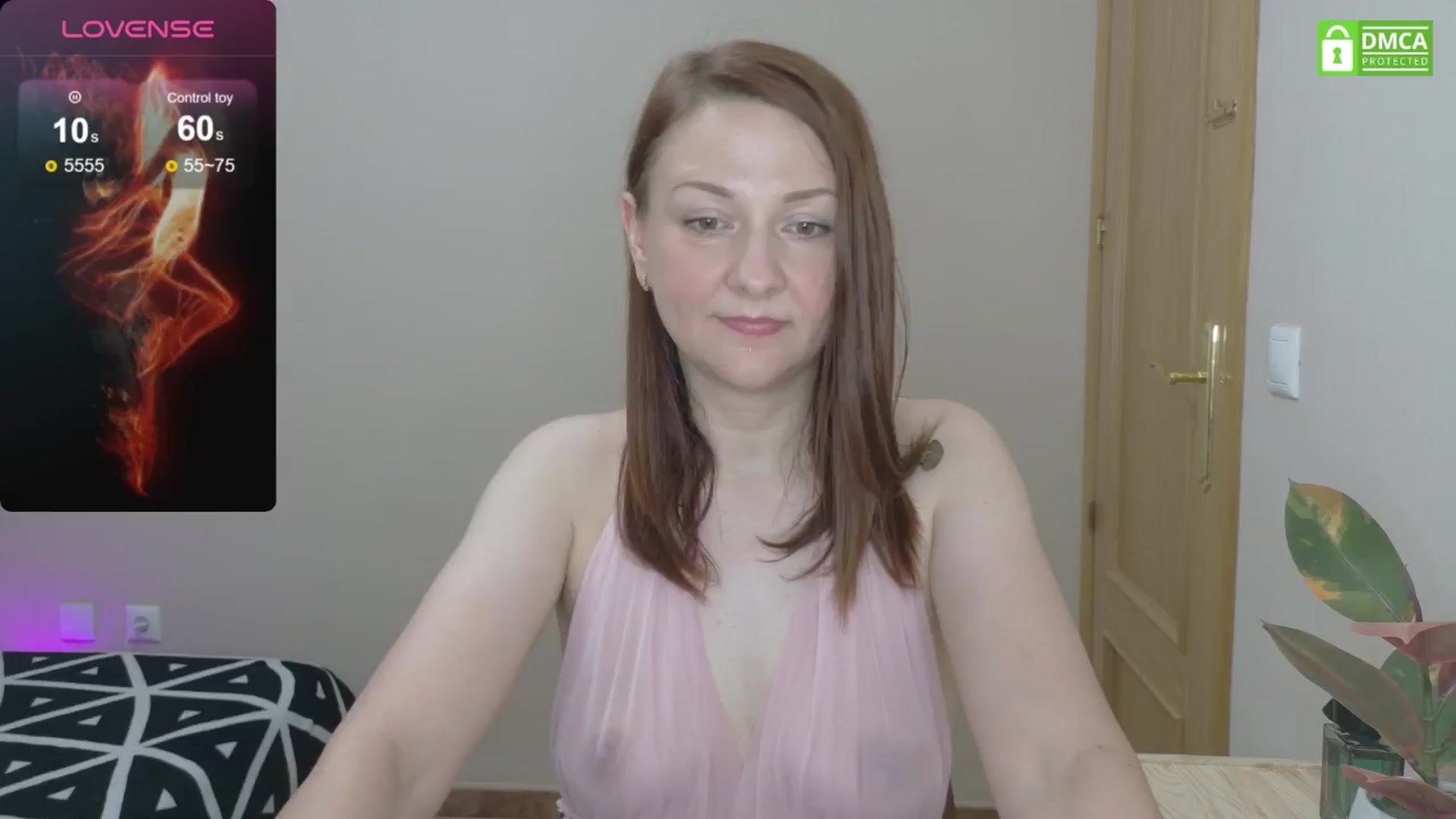 Gallery image thumbnail from GiuliaShow's myfreecams stream on, 08/23/2024, 16:31 image 13 of 20