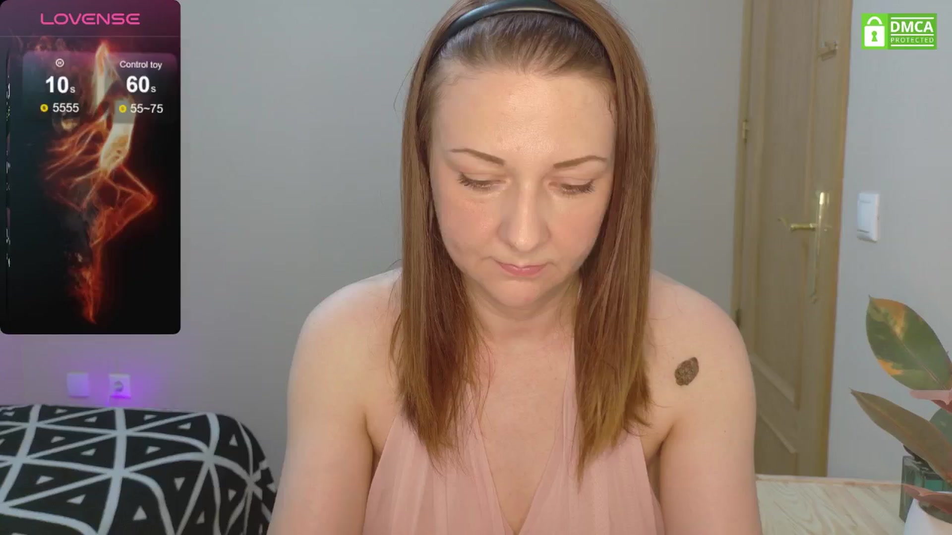 Gallery image thumbnail from GiuliaShow's myfreecams stream on, 08/25/2024, 24:02 image 7 of 20