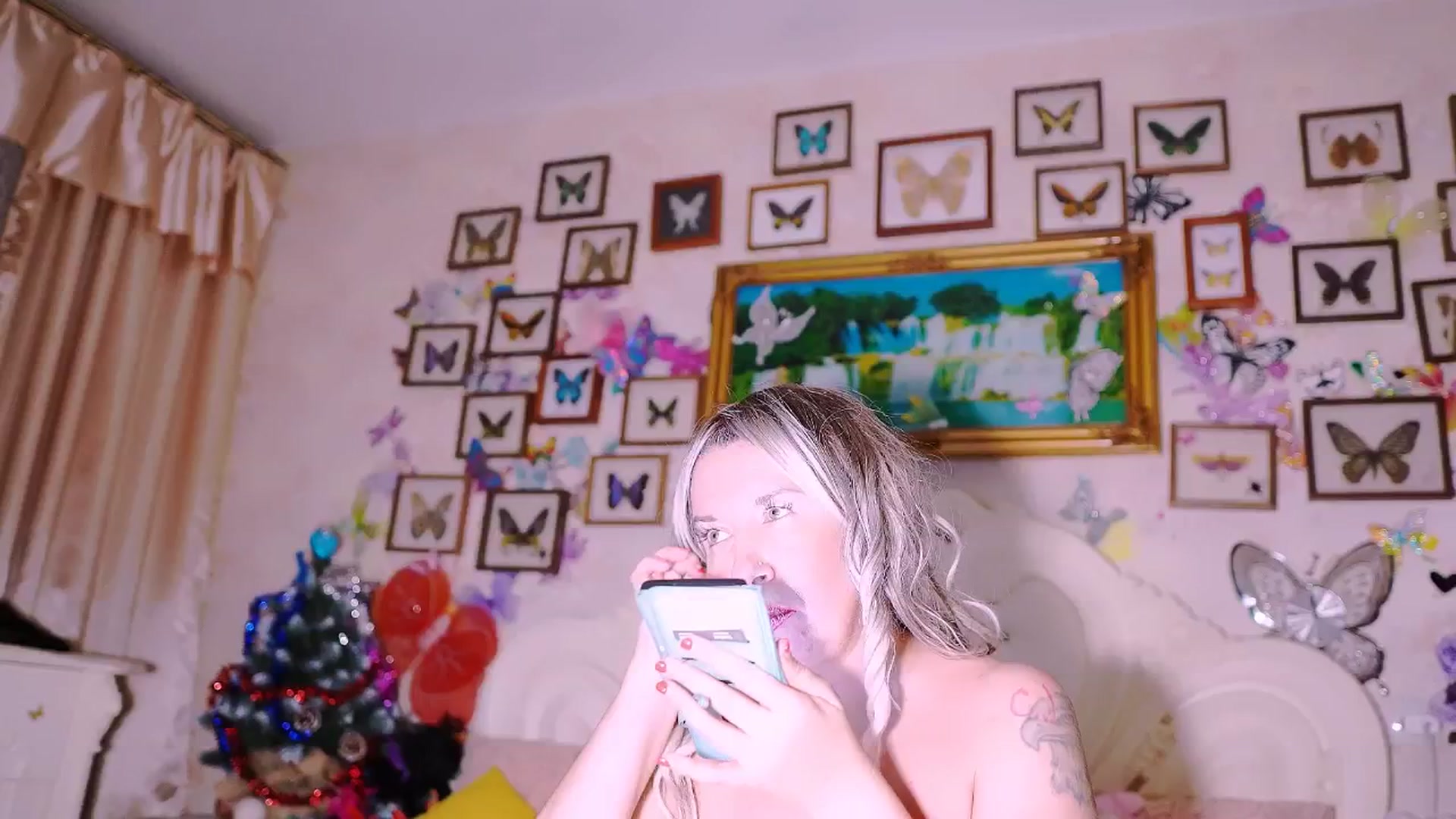 Gallery image thumbnail from GiveMeHotSex's myfreecams stream on, 12/24/2025, 13:39 image 1 of 20