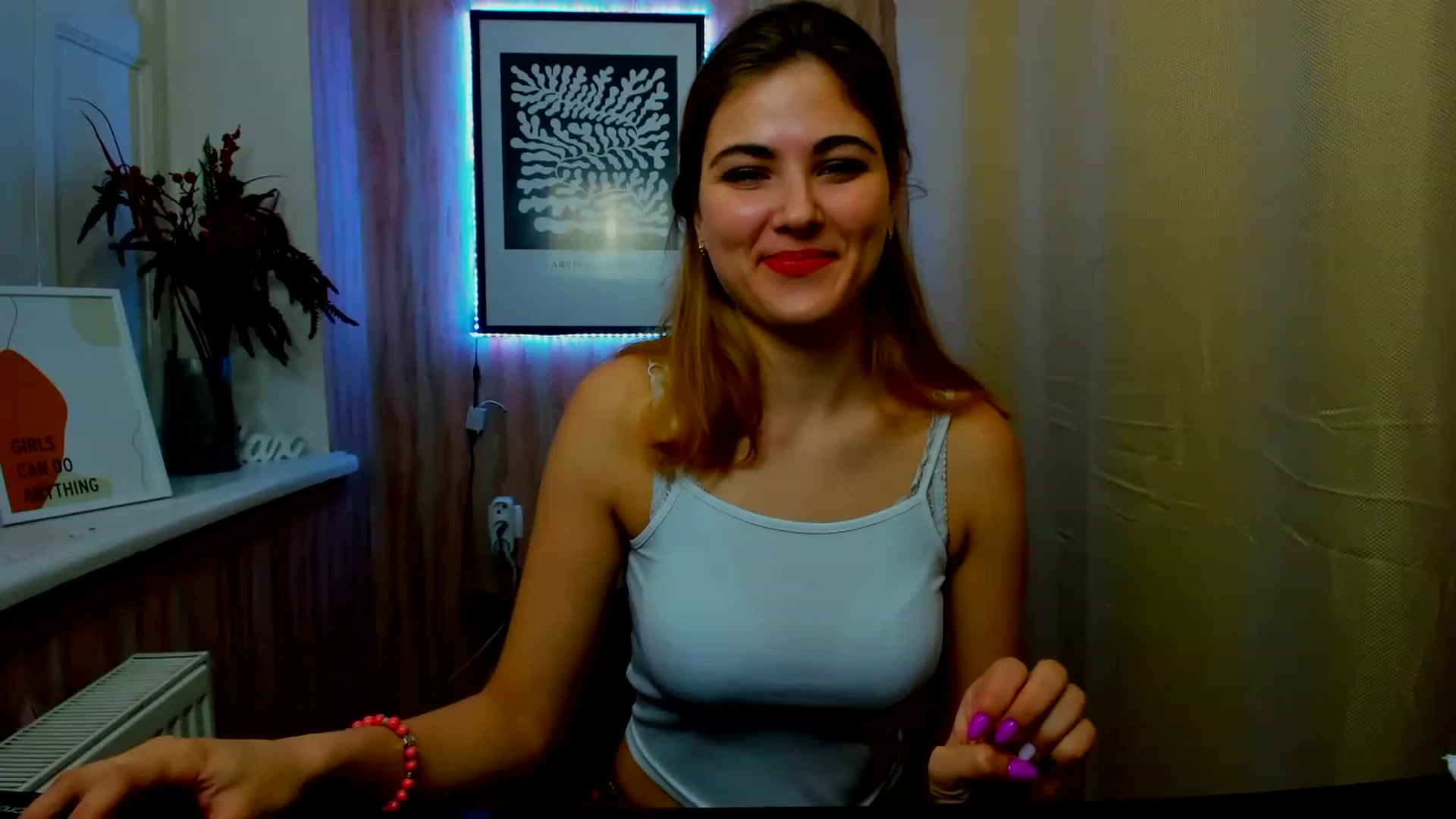 Gallery image thumbnail from GladysSmith's myfreecams stream on, 03/16/2023, 09:18 image 17 of 20