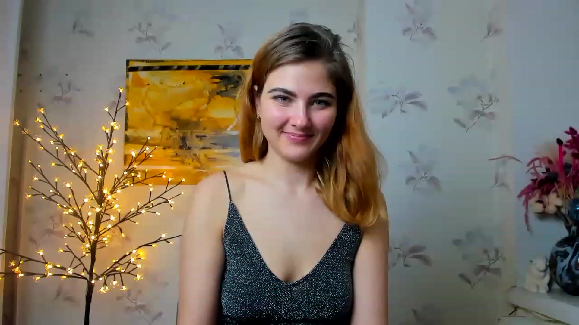 Gallery image thumbnail from GladysSmith's myfreecams stream on, 03/19/2023, 12:44 image 3 of 20