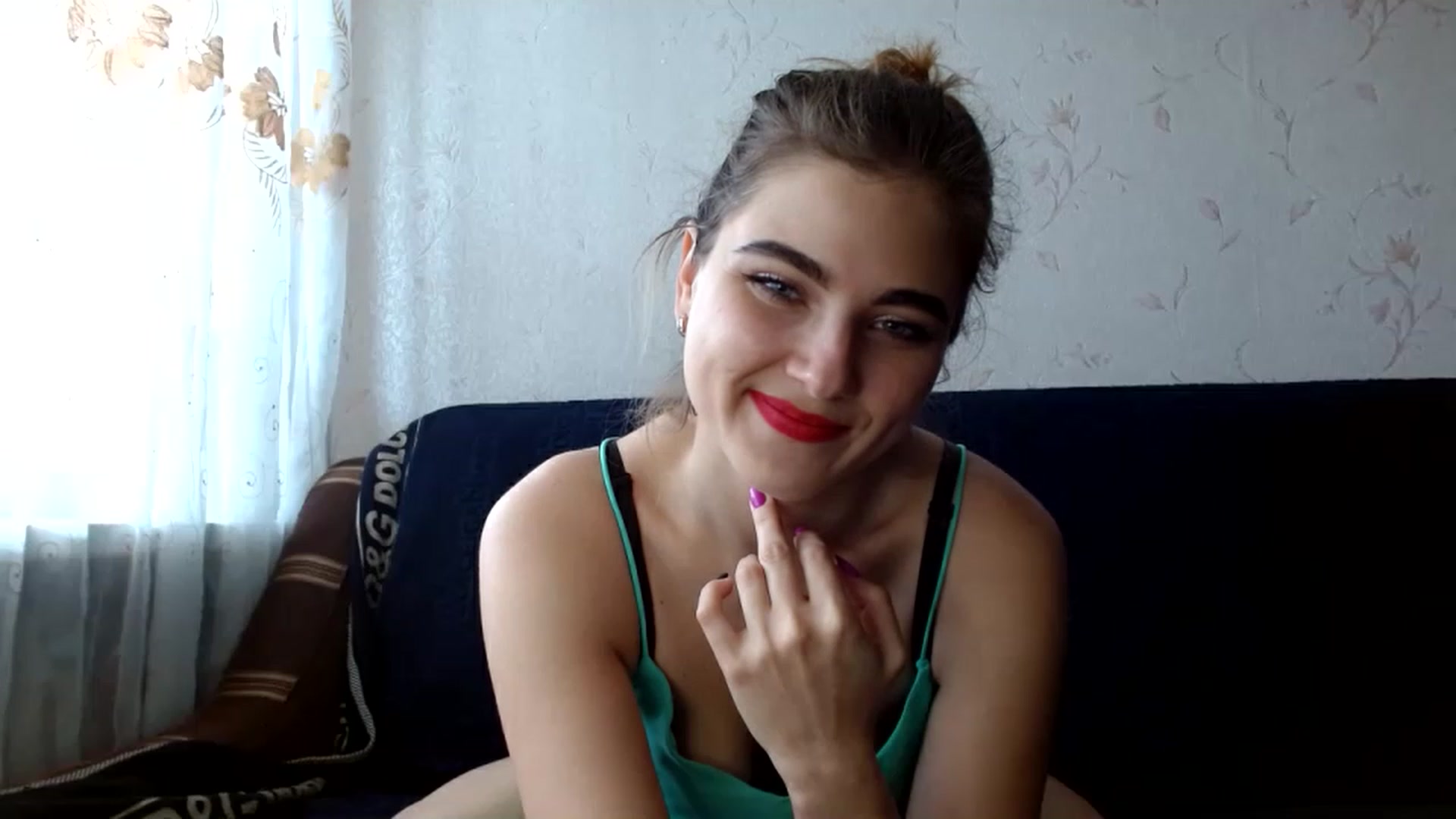Gallery image thumbnail from GladysSmith's myfreecams stream on, 03/21/2023, 09:37 image 11 of 20