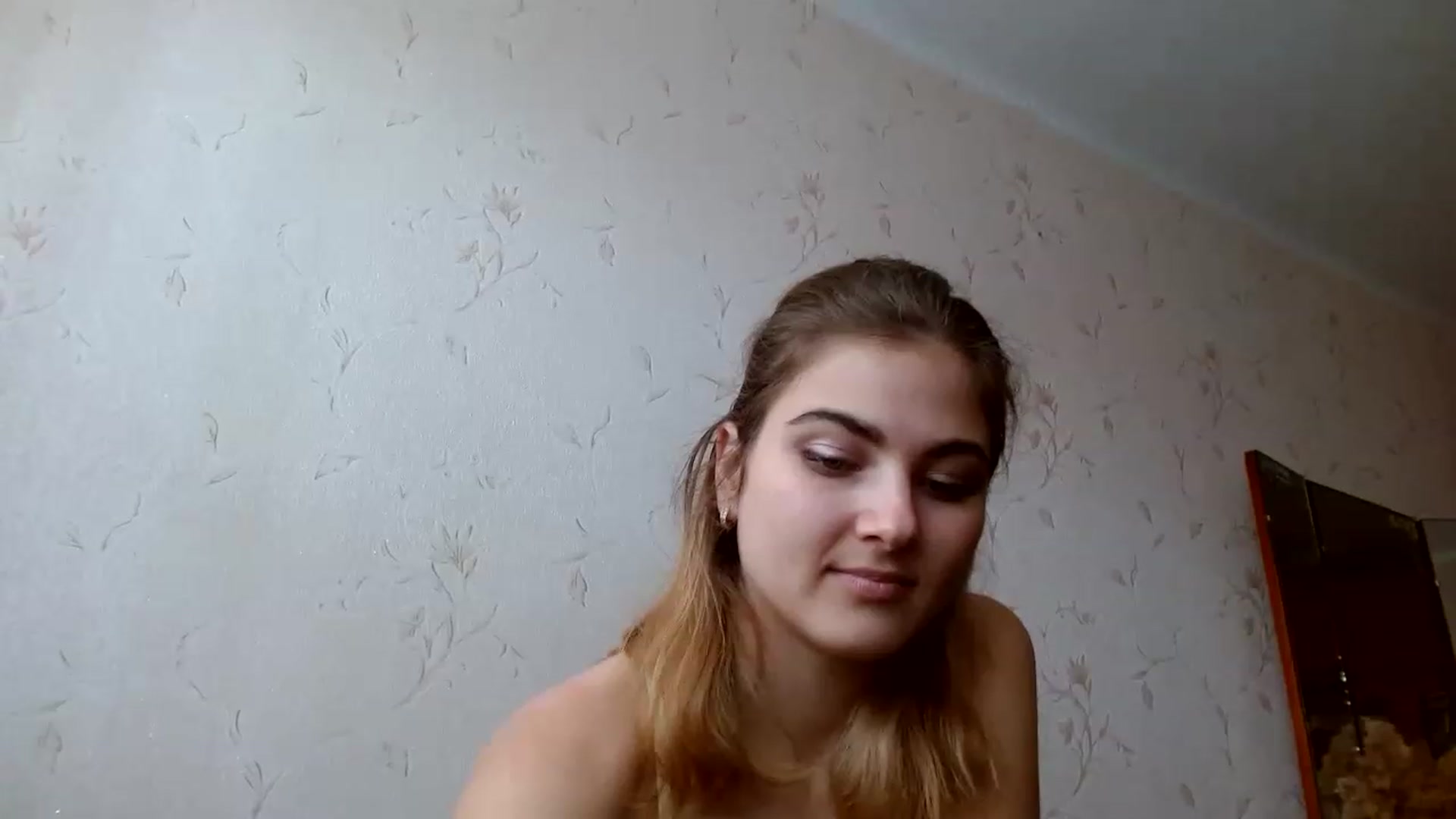 Gallery image thumbnail from GladysSmith's myfreecams stream on, 03/22/2023, 10:28 image 13 of 20