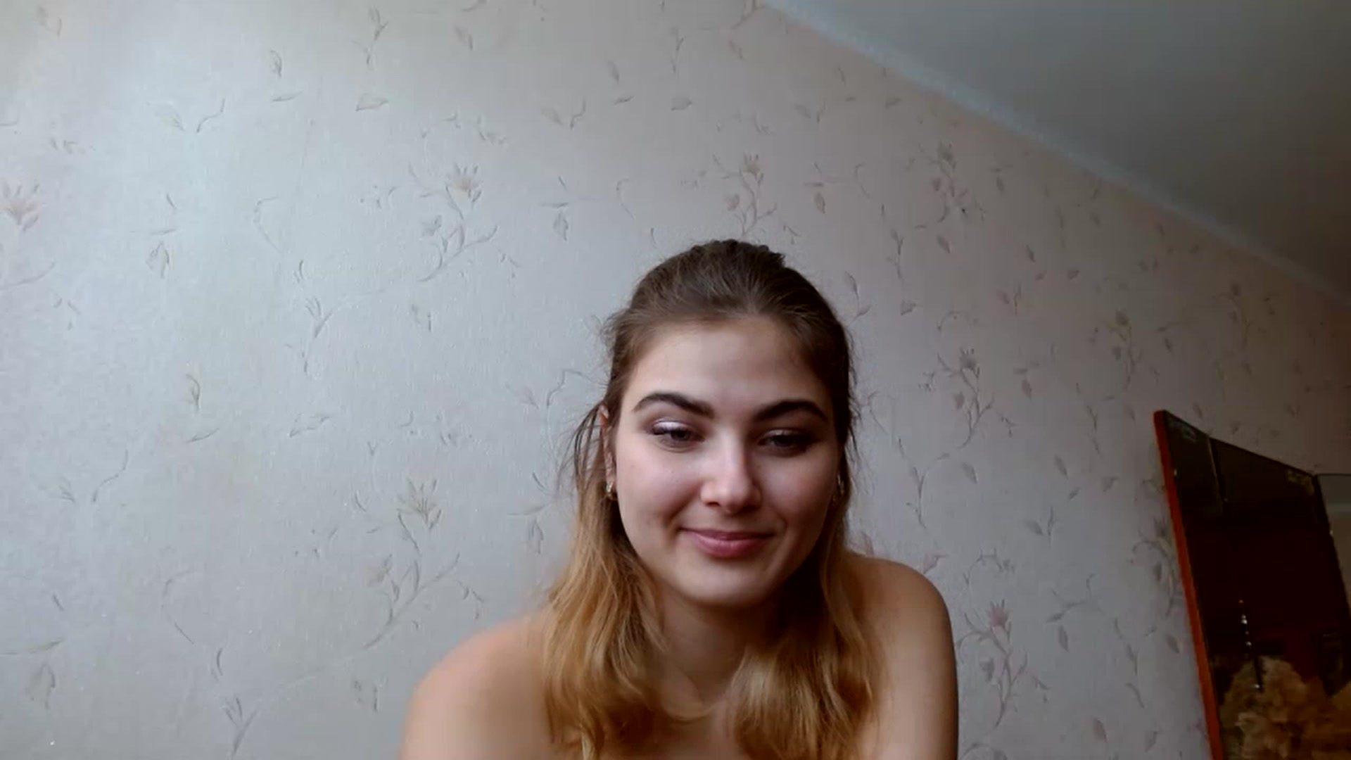 Gallery image thumbnail from GladysSmith's myfreecams stream on, 03/22/2023, 10:28 image 11 of 20