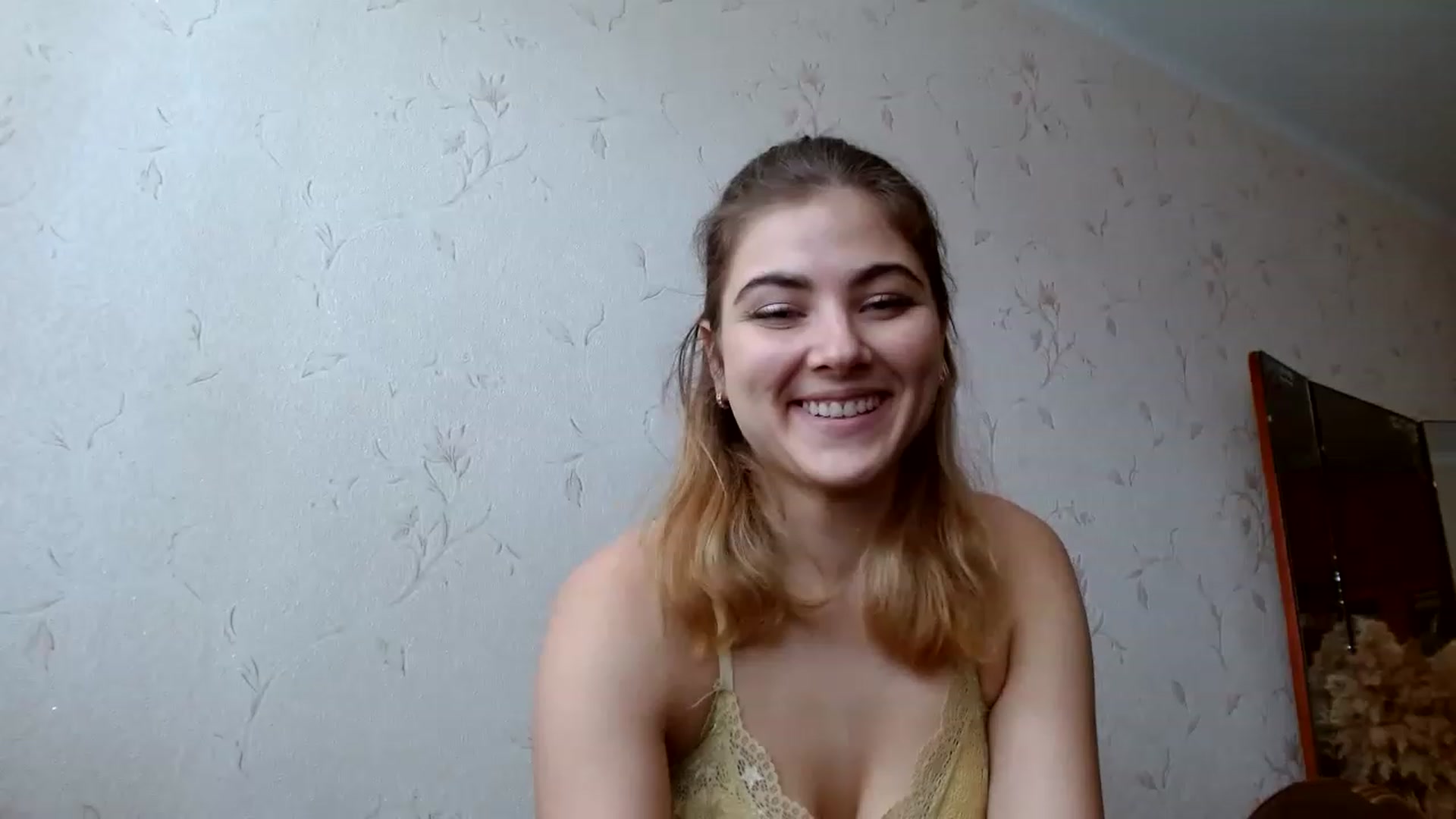 Gallery image thumbnail from GladysSmith's myfreecams stream on, 03/22/2023, 10:28 image 20 of 20