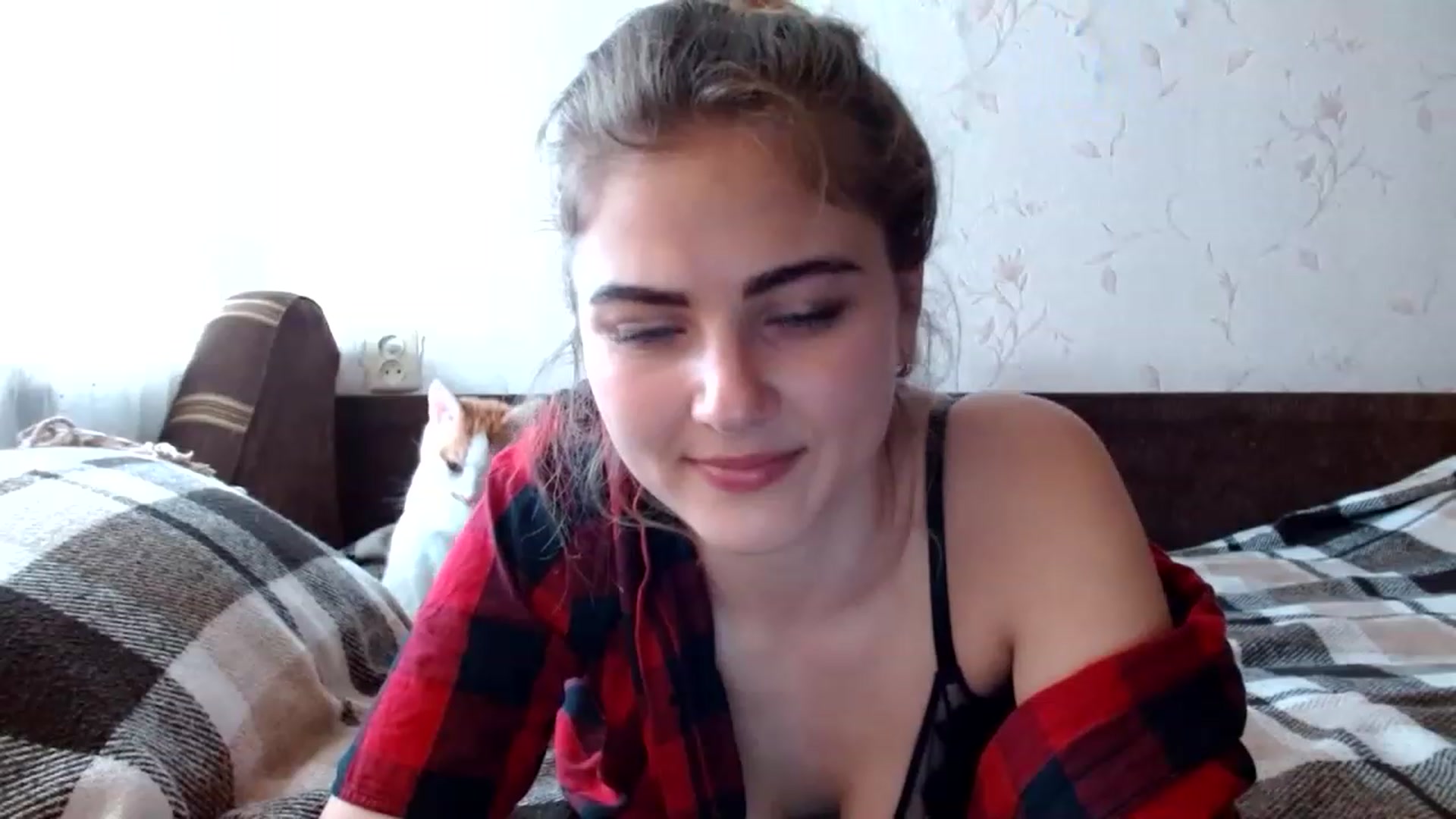 Gallery image thumbnail from GladysSmith's myfreecams stream on, 03/27/2023, 13:41 image 4 of 20