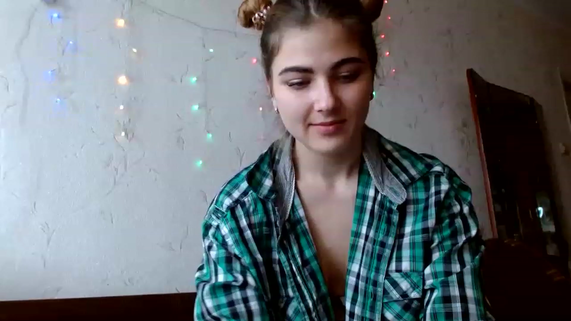 Gallery image thumbnail from GladysSmith's myfreecams stream on, 03/28/2023, 09:43 image 5 of 20