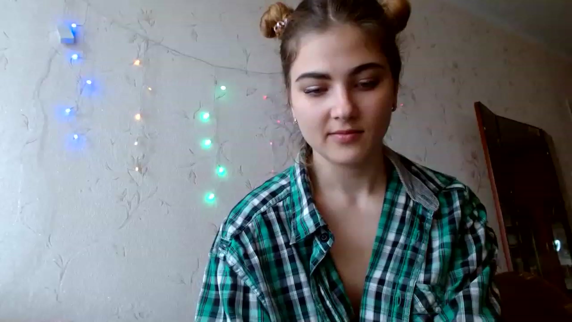 Gallery image thumbnail from GladysSmith's myfreecams stream on, 03/28/2023, 09:43 image 12 of 20