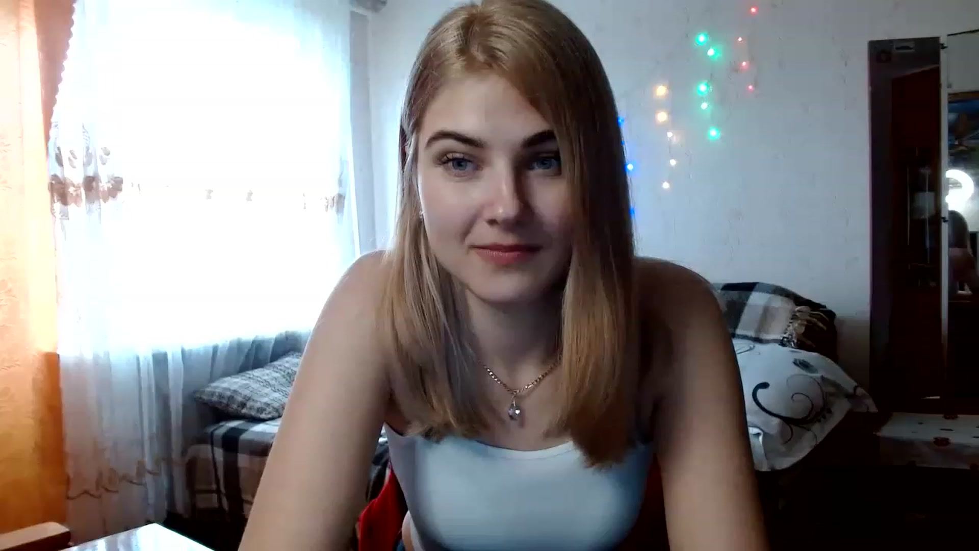 Gallery image thumbnail from GladysSmith's myfreecams stream on, 04/04/2023, 12:39 image 8 of 20