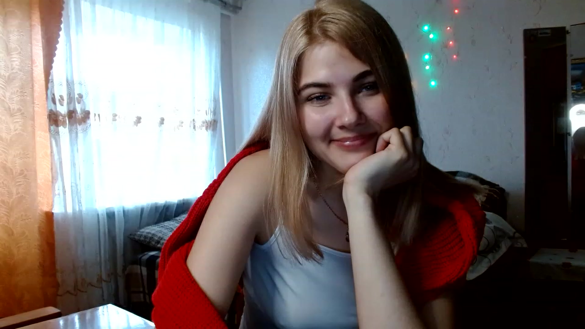 Gallery image thumbnail from GladysSmith's myfreecams stream on, 04/04/2023, 12:39 image 12 of 20