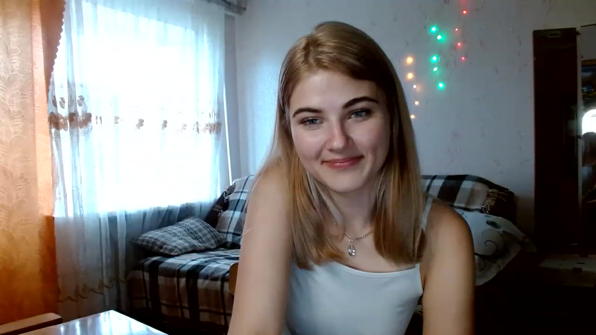 Gallery image thumbnail from GladysSmith's myfreecams stream on, 04/04/2023, 12:39 image 18 of 20