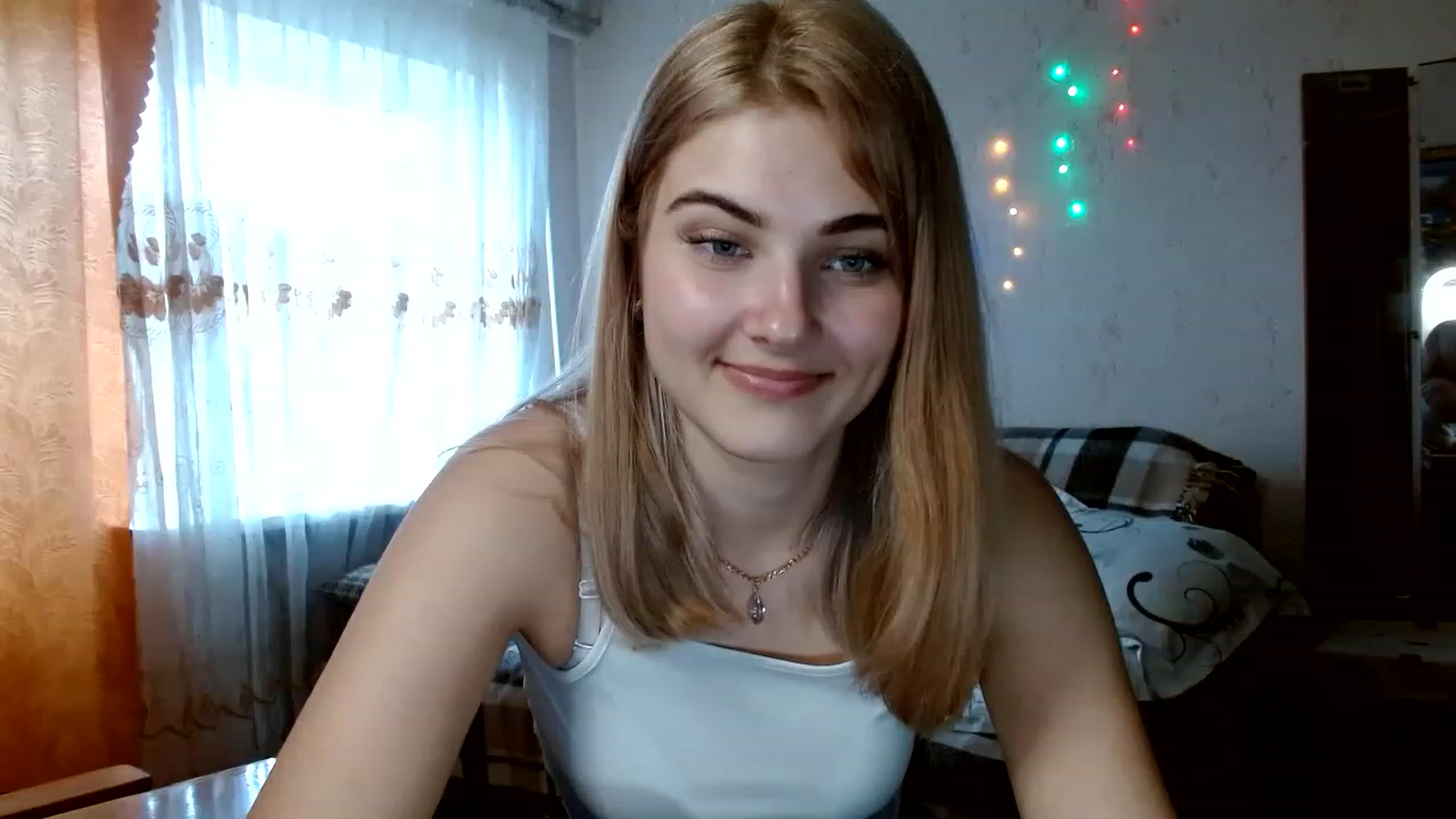 Gallery image thumbnail from GladysSmith's myfreecams stream on, 04/04/2023, 12:54 image 7 of 20