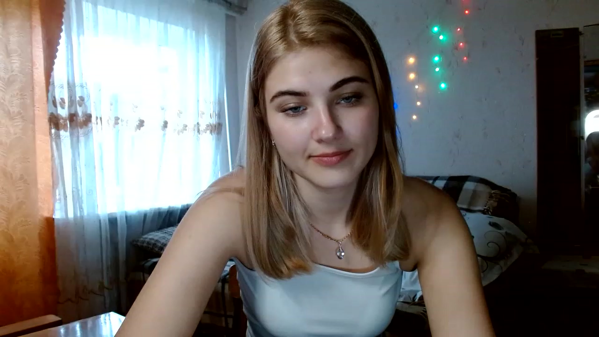 Gallery image thumbnail from GladysSmith's myfreecams stream on, 04/04/2023, 12:54 image 11 of 20
